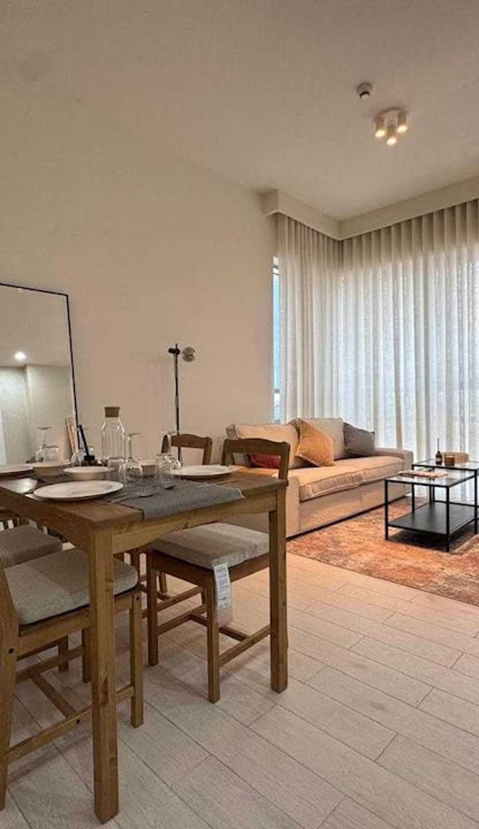 Luxury 1-bedroom fully furnished apartment