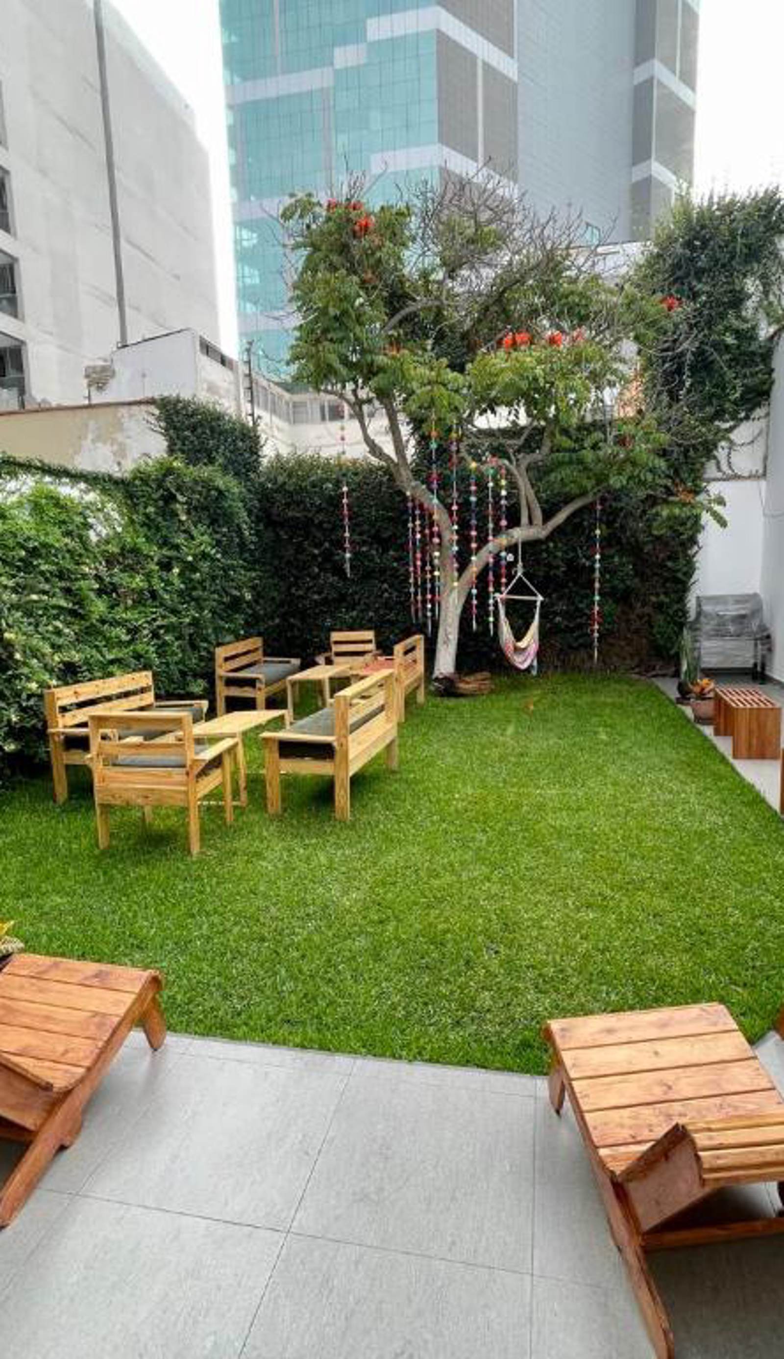 Casaroma Hostels