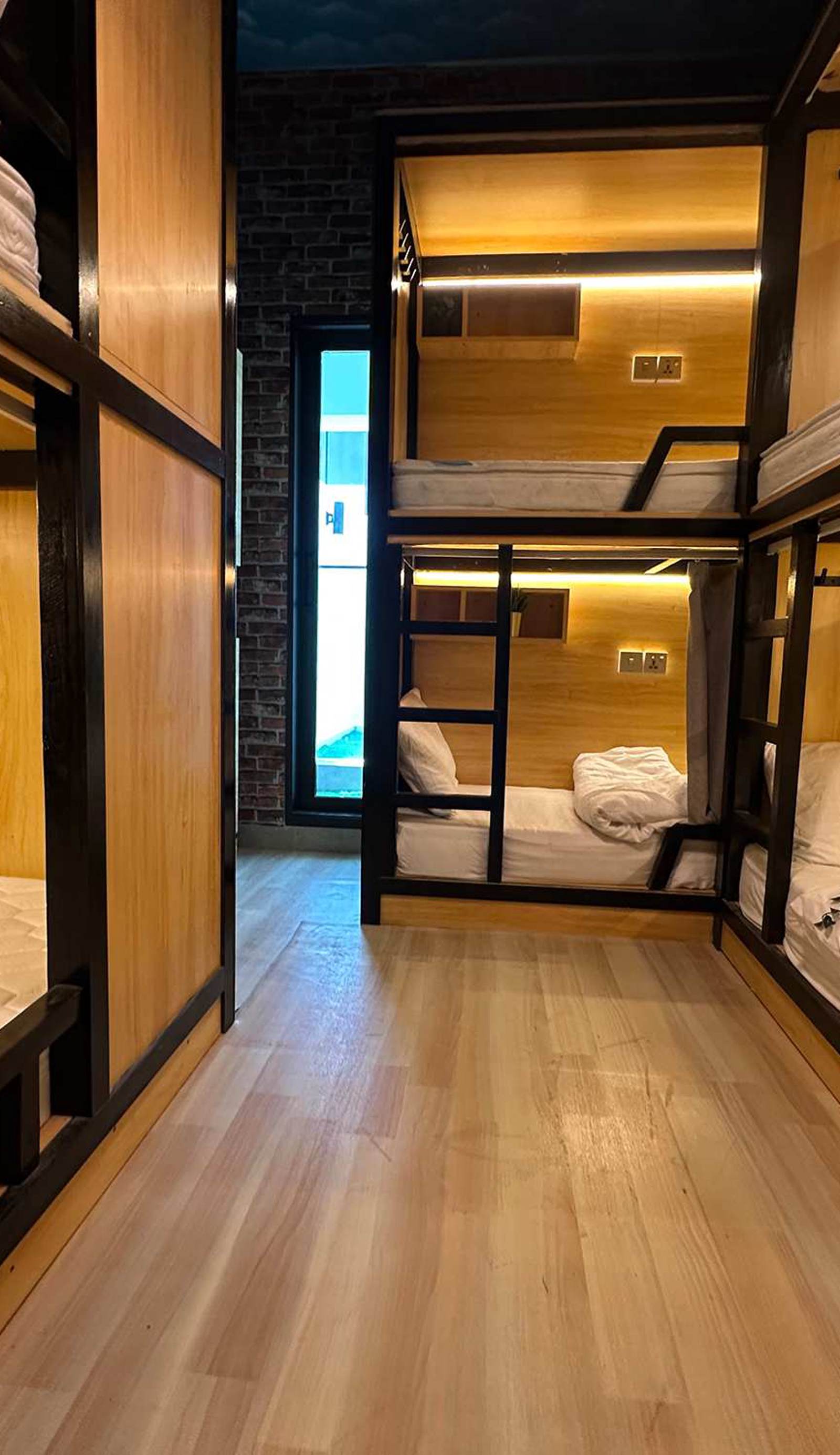 Luxury Hostel Bedspace in Downtown Near Metro