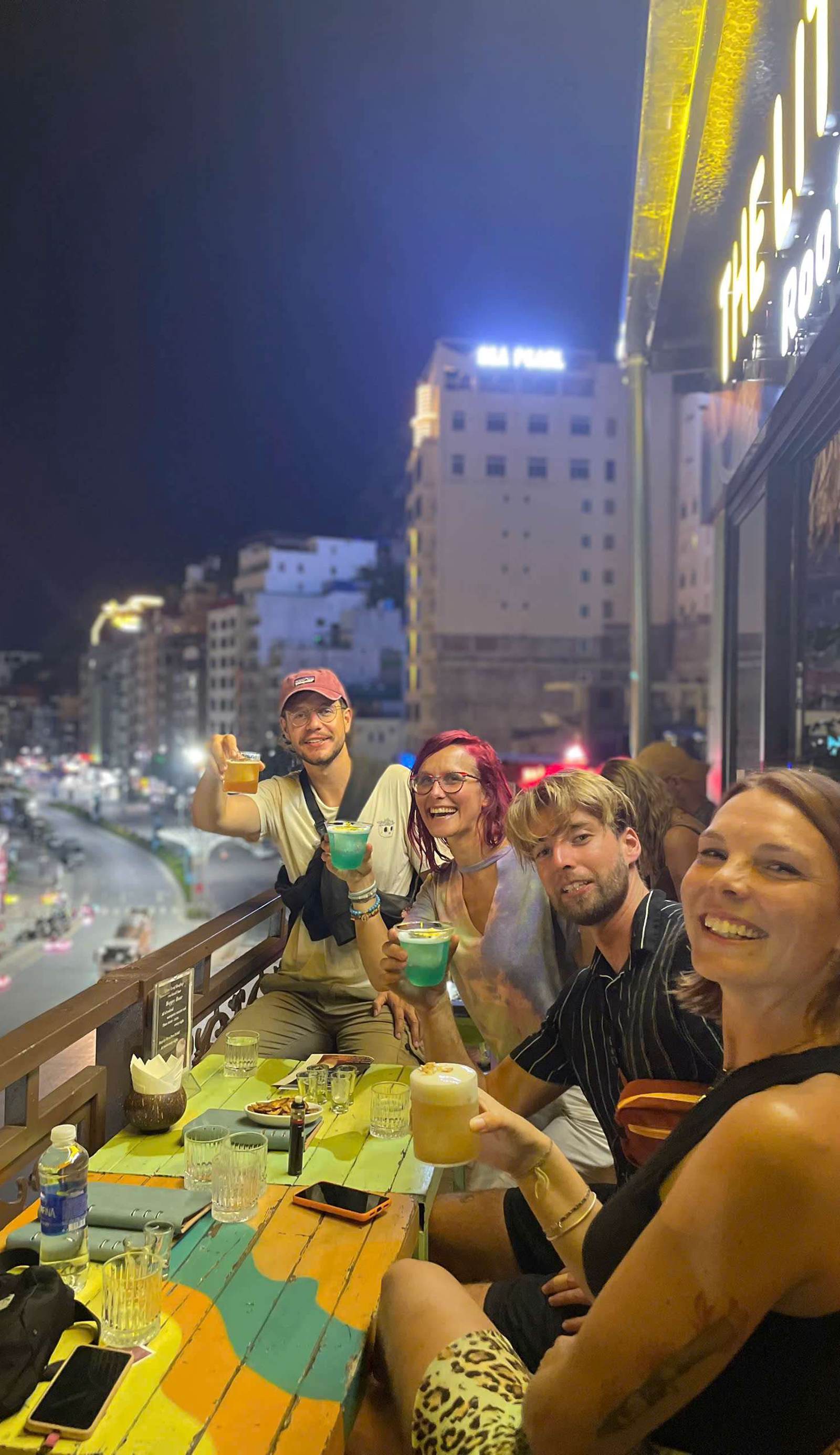 The Little Leaf Hostel & Rooftop Bar