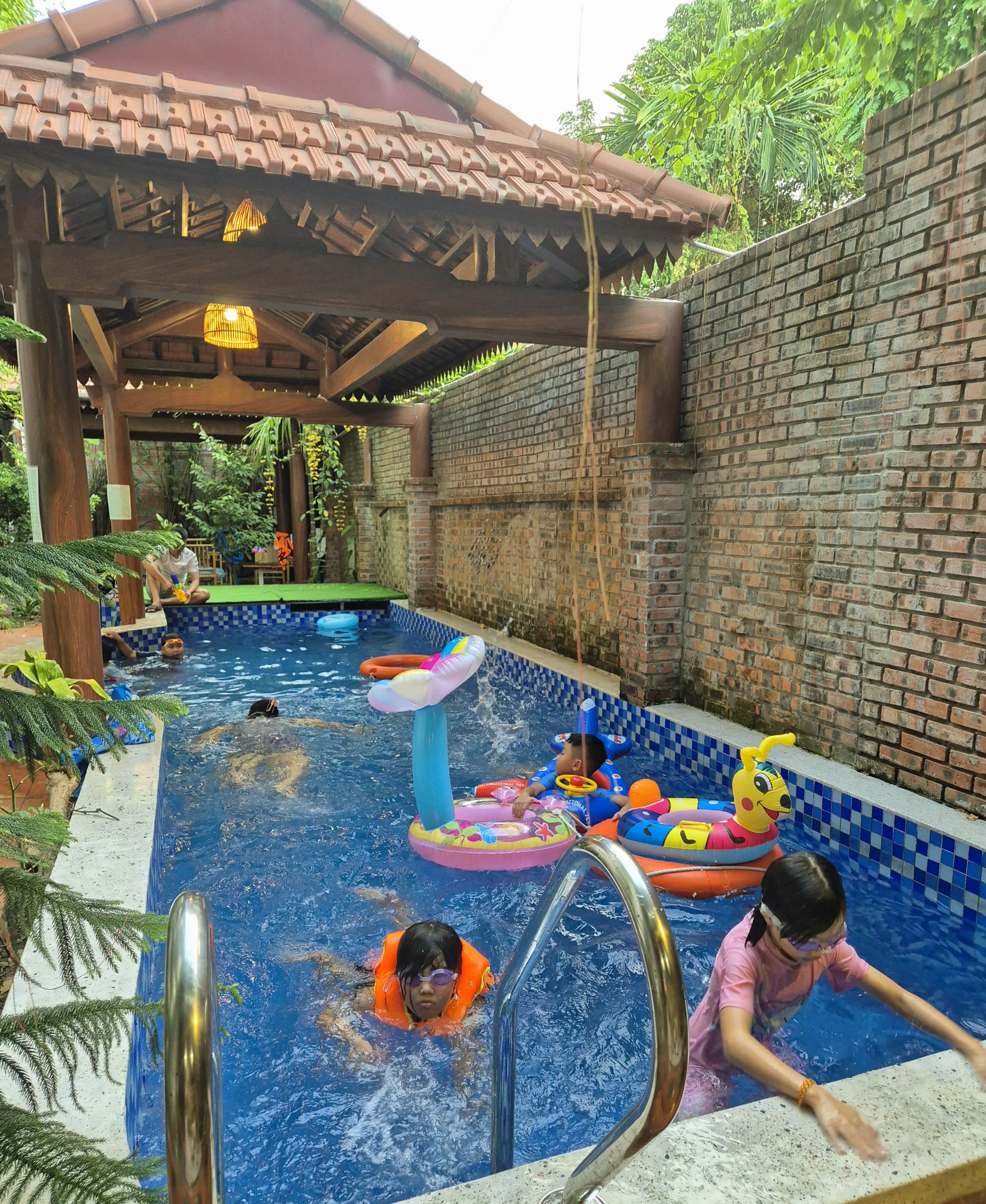Tam Family Homestay