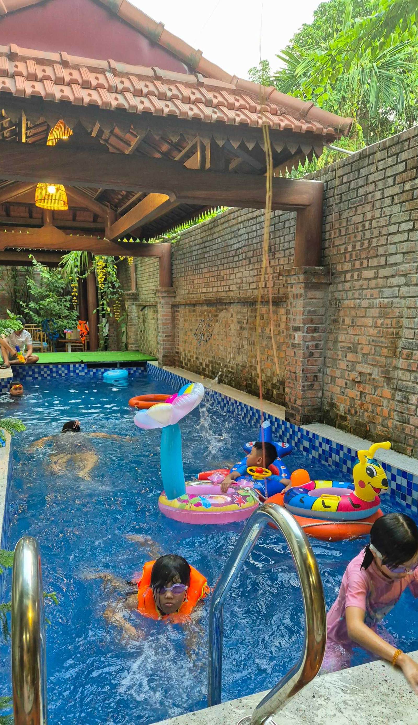 Tam Family Homestay