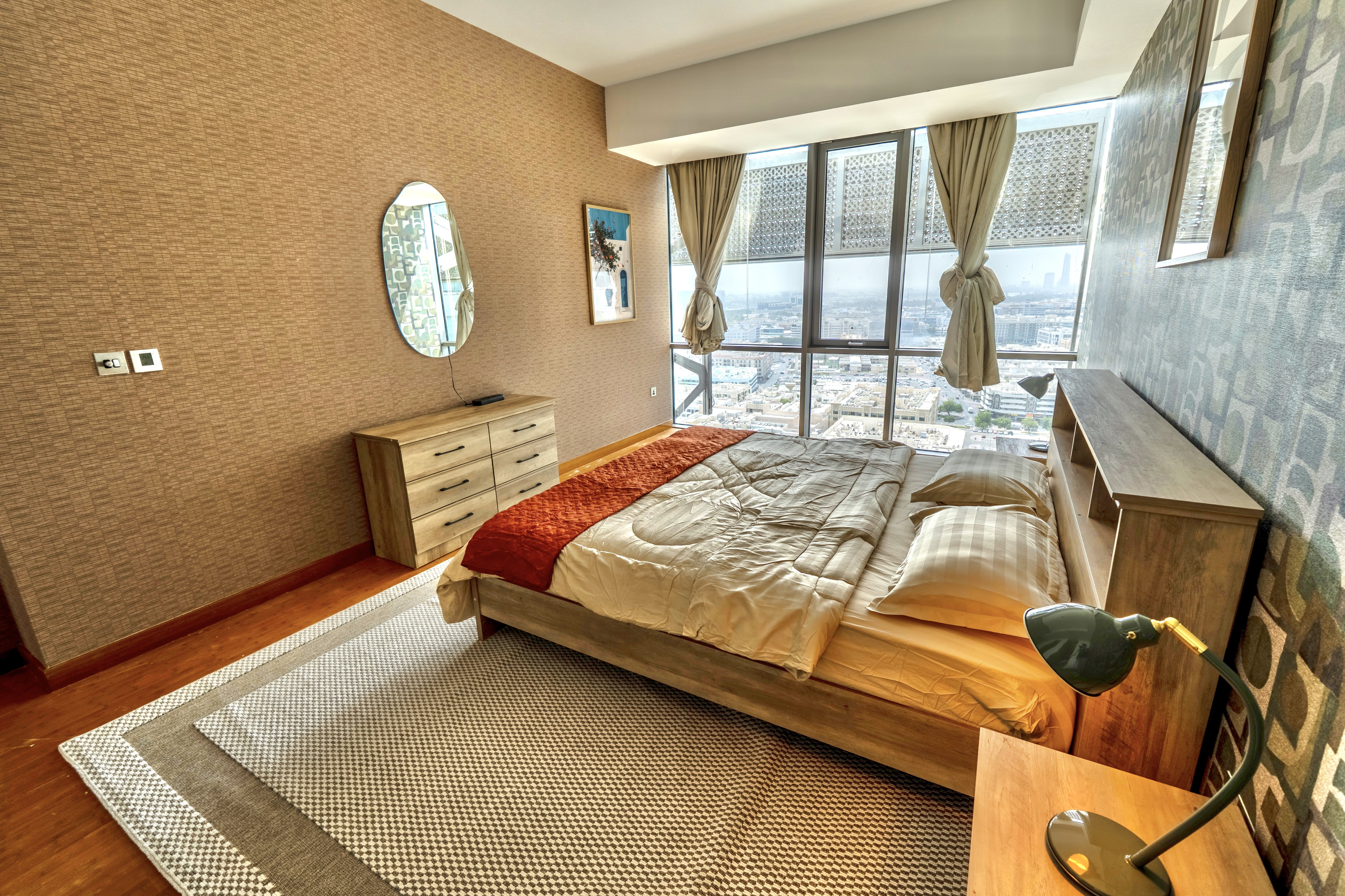 Beautiful Holiday Home Apartment Near DWTC