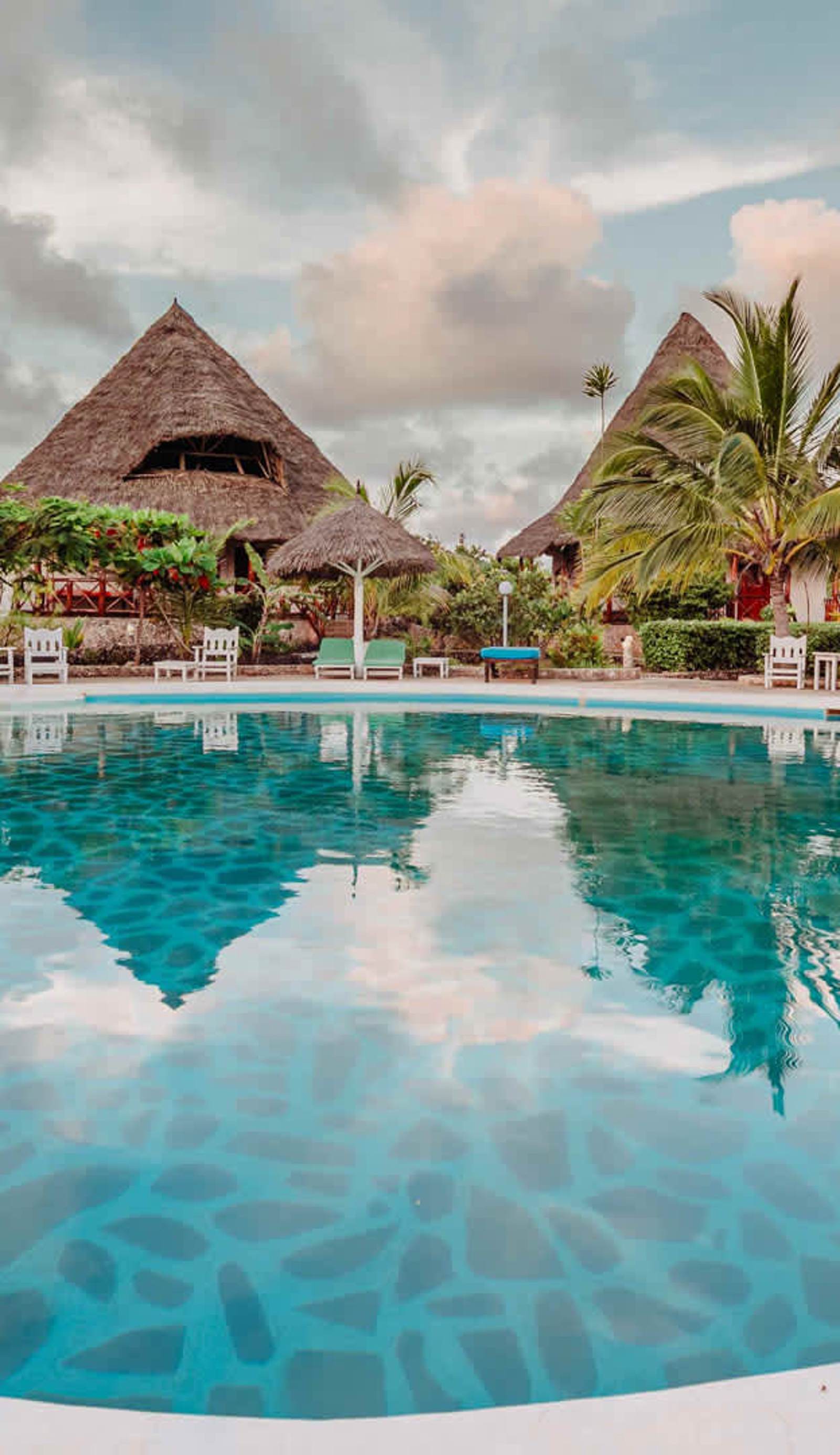 Exploreans Malaika Villas & Beach Club