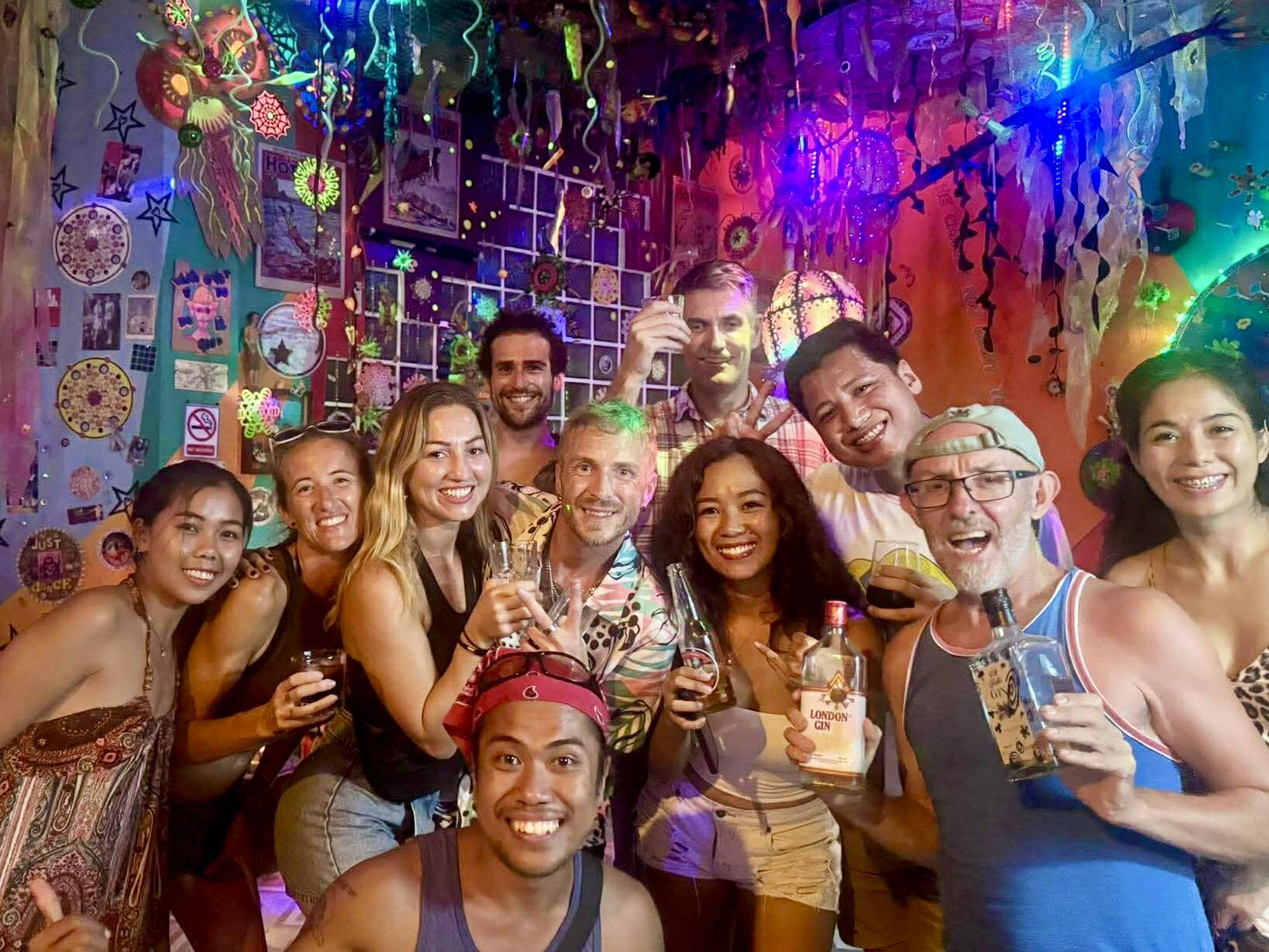 JoNny's Bar & Hostel