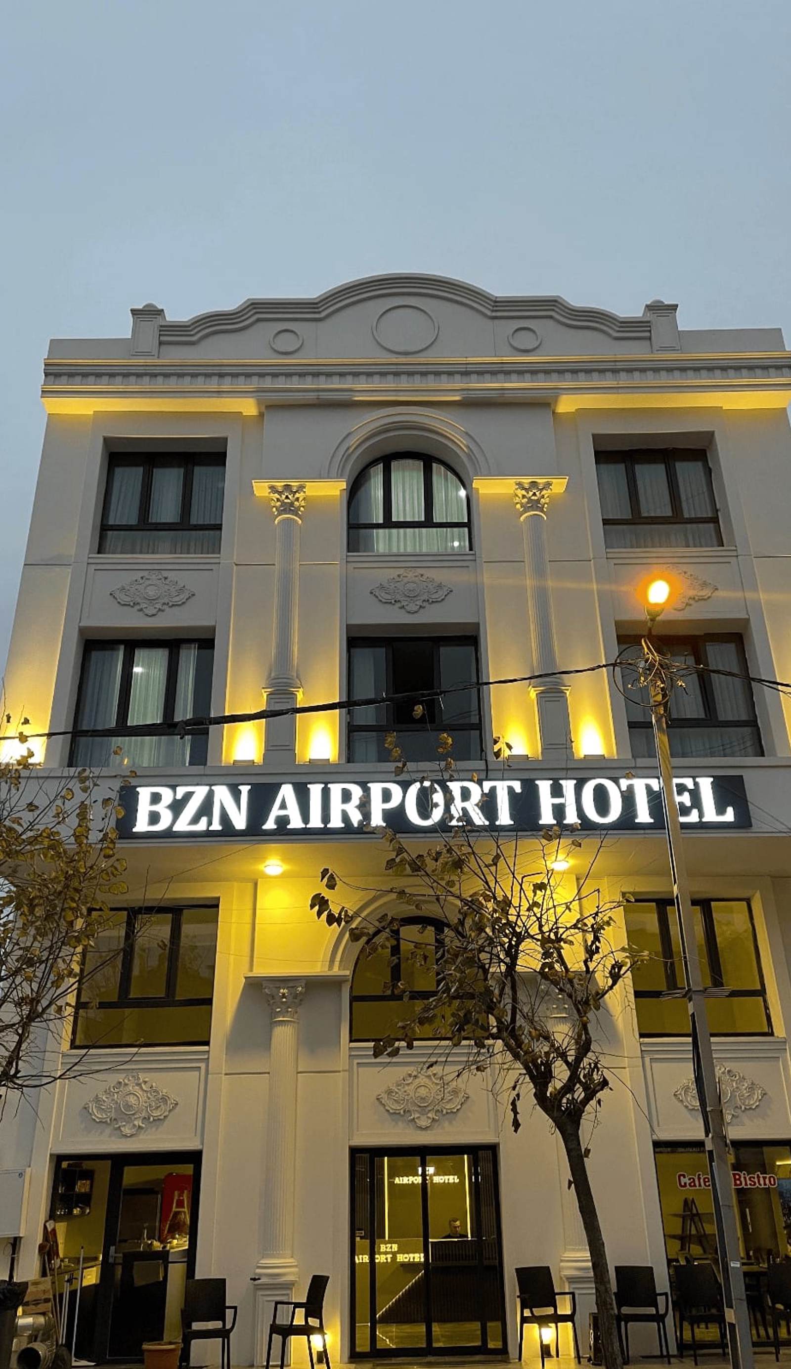 Bzn Airport Hotel
