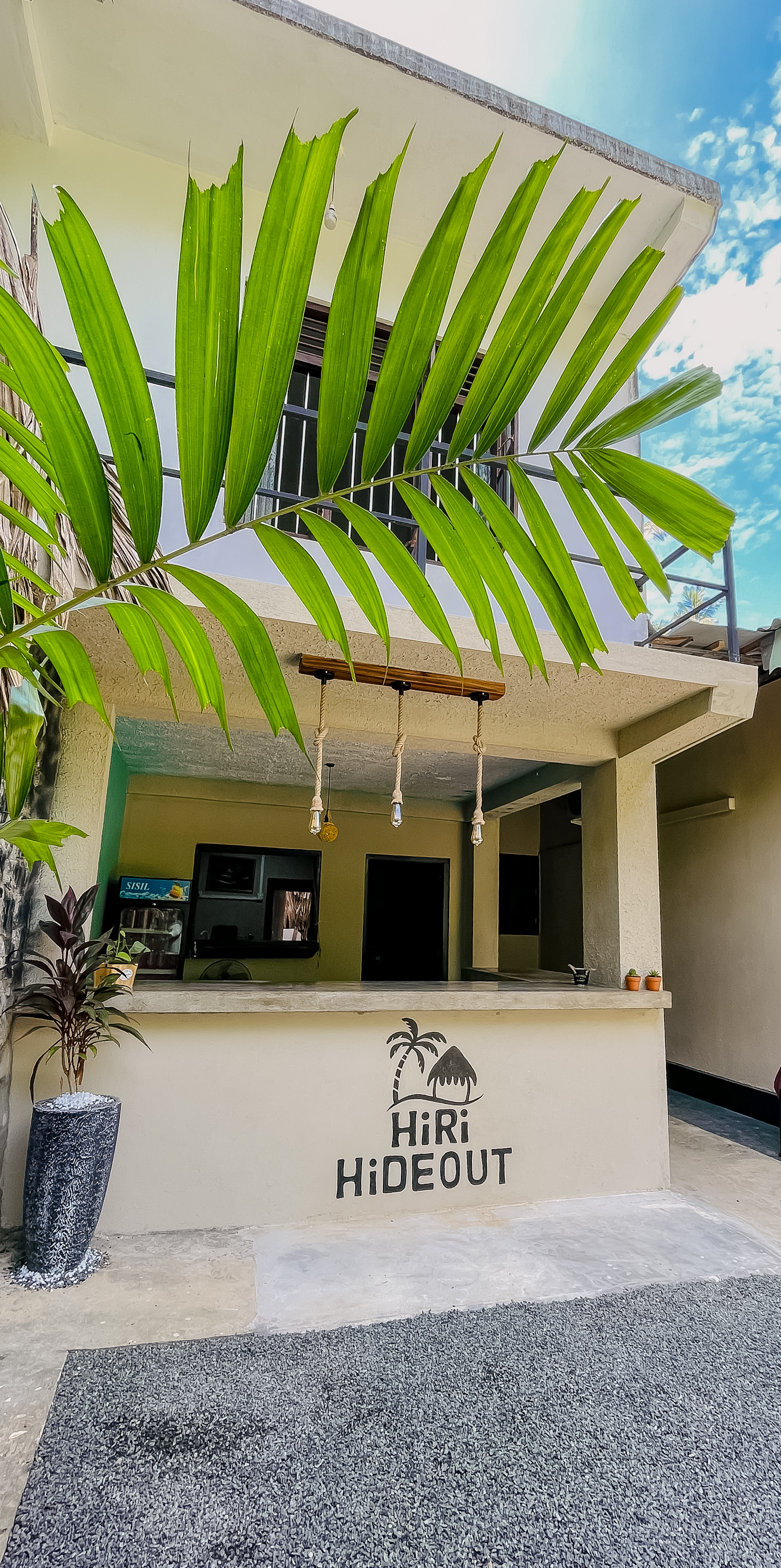 Hiri Hideout