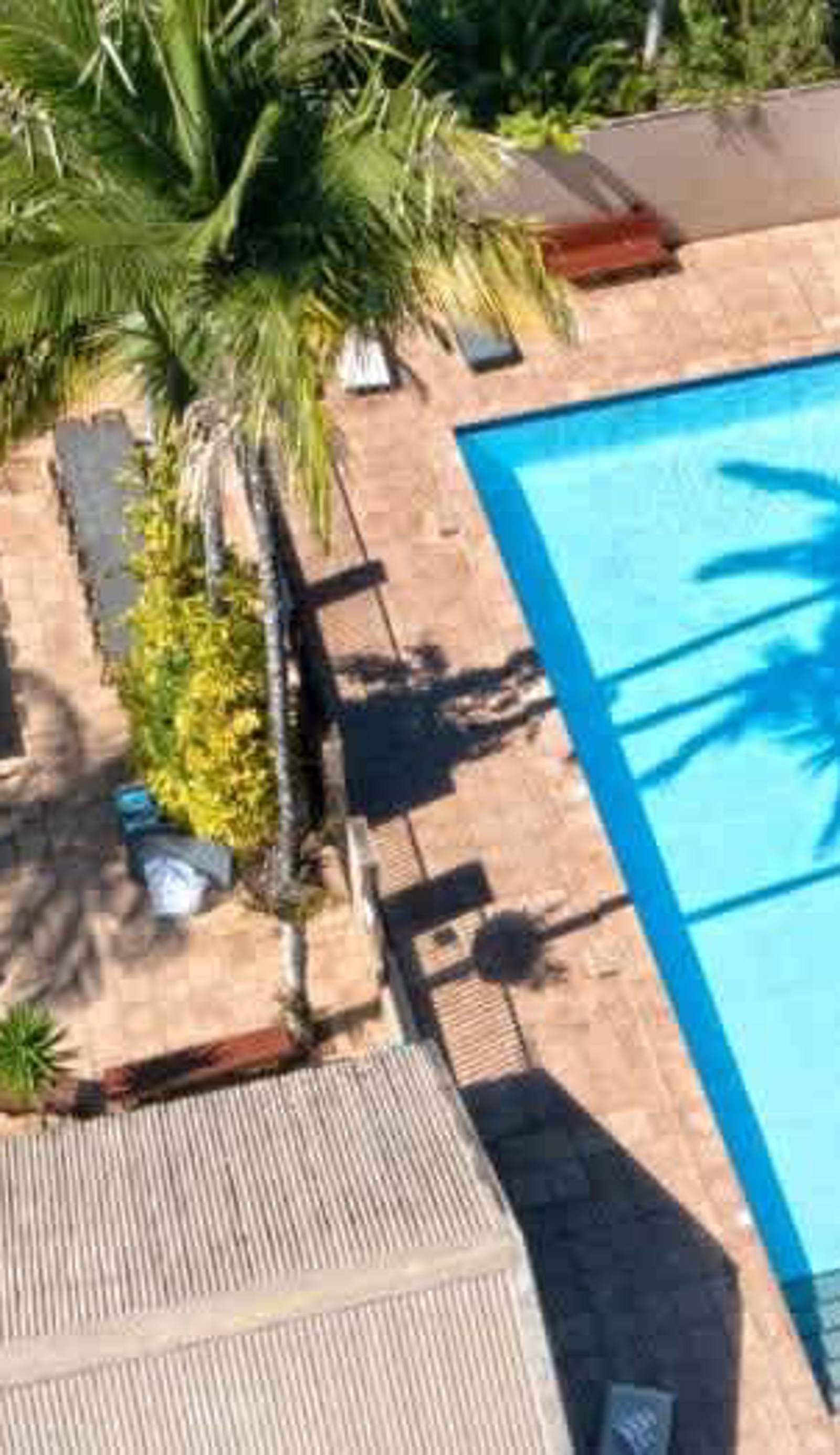 Tropical Hibiscus Caravan Park