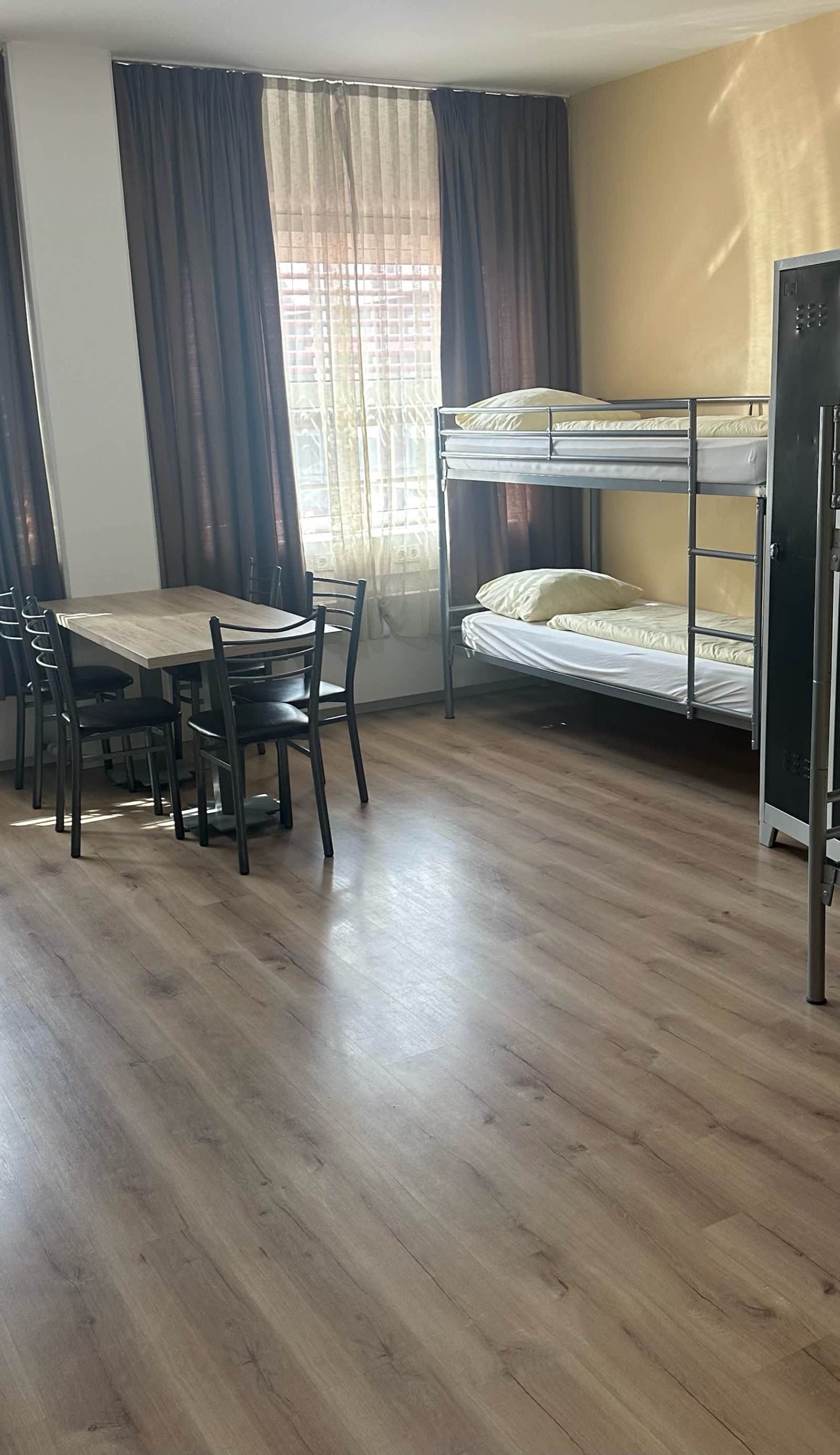 Low Budget Hostel