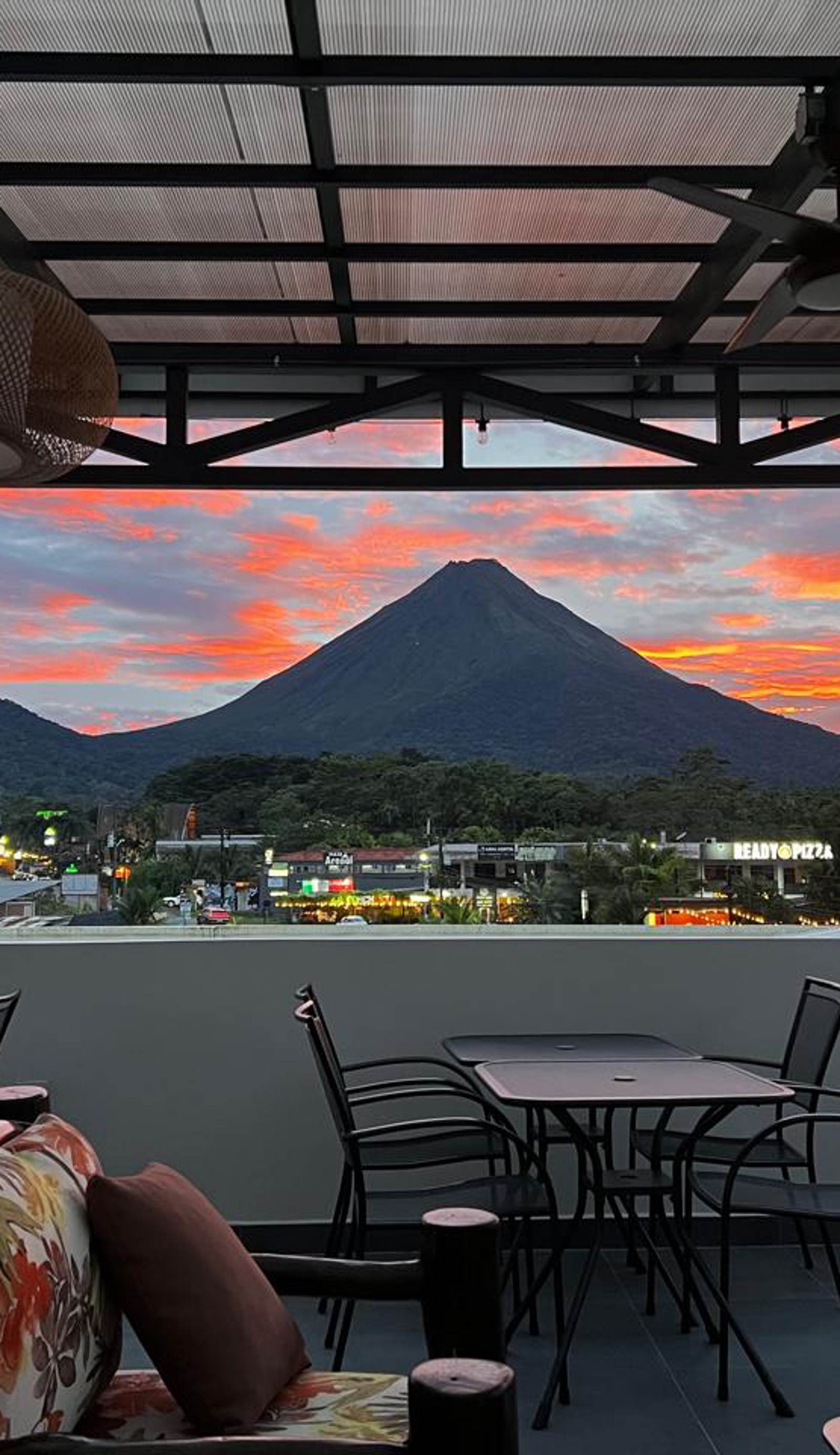 Hostel Arenal Regina
