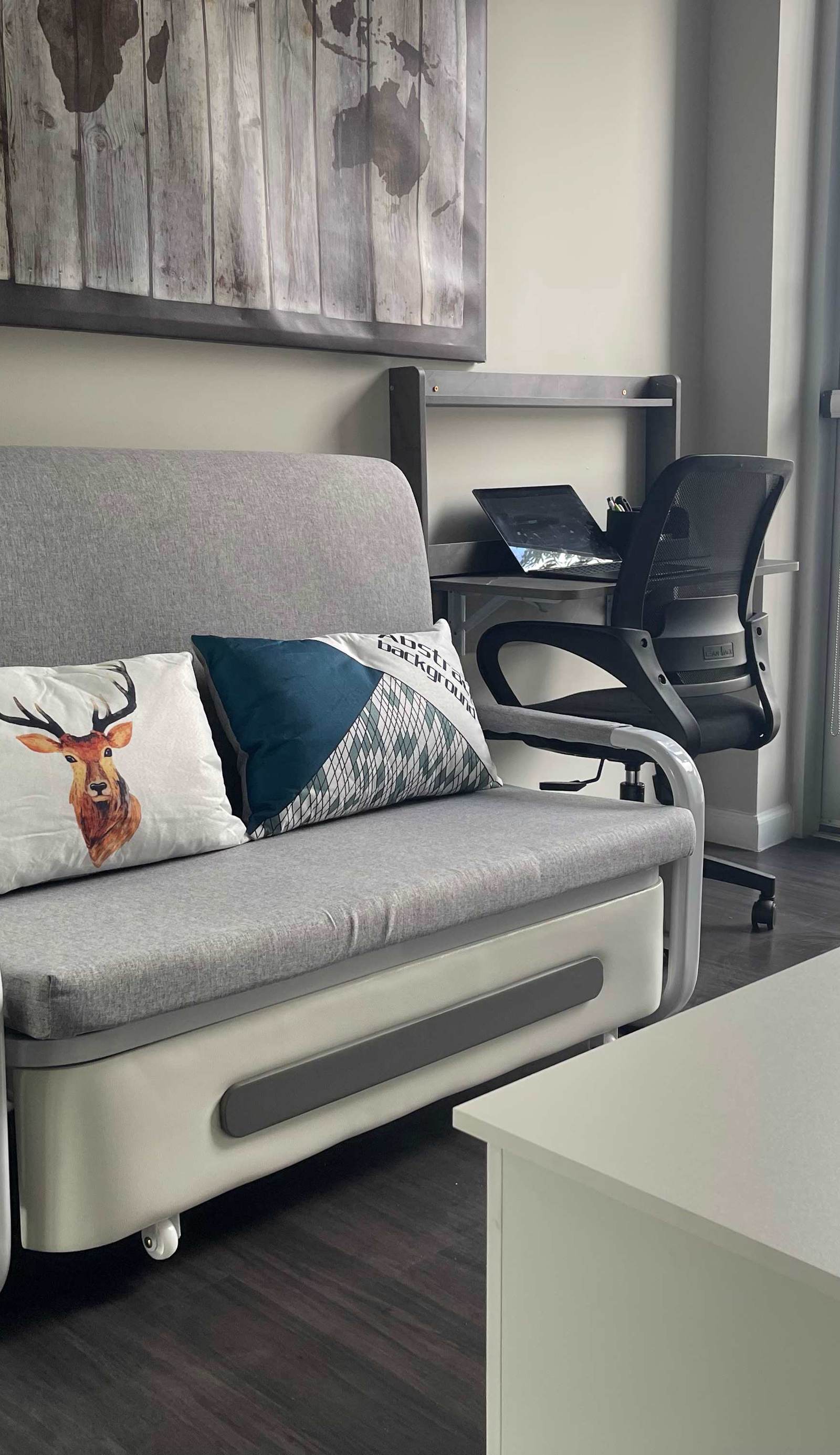 Sonny’s Coworking/Sleep Space