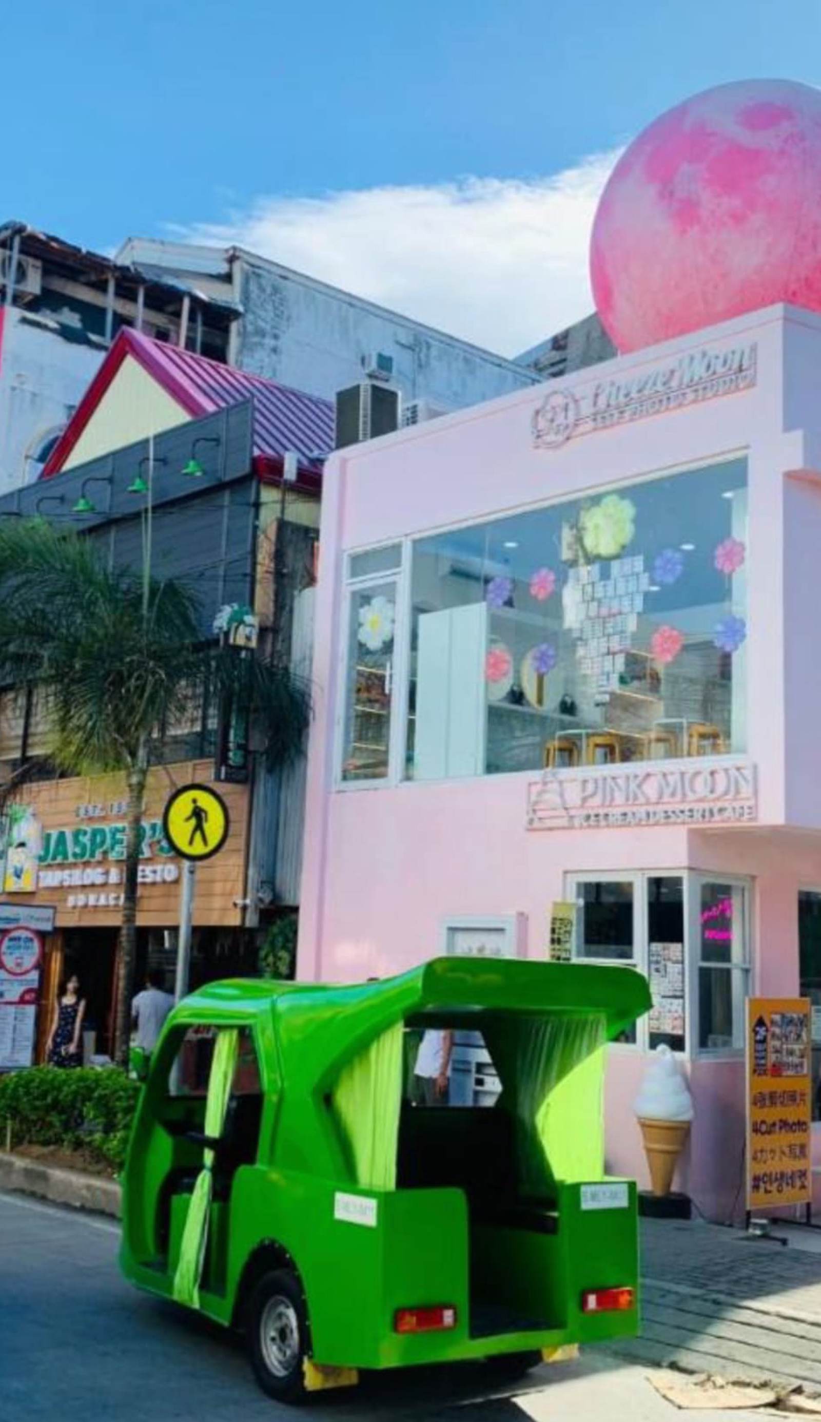 Glo's Space Boracay Dmall By TripzyFun
