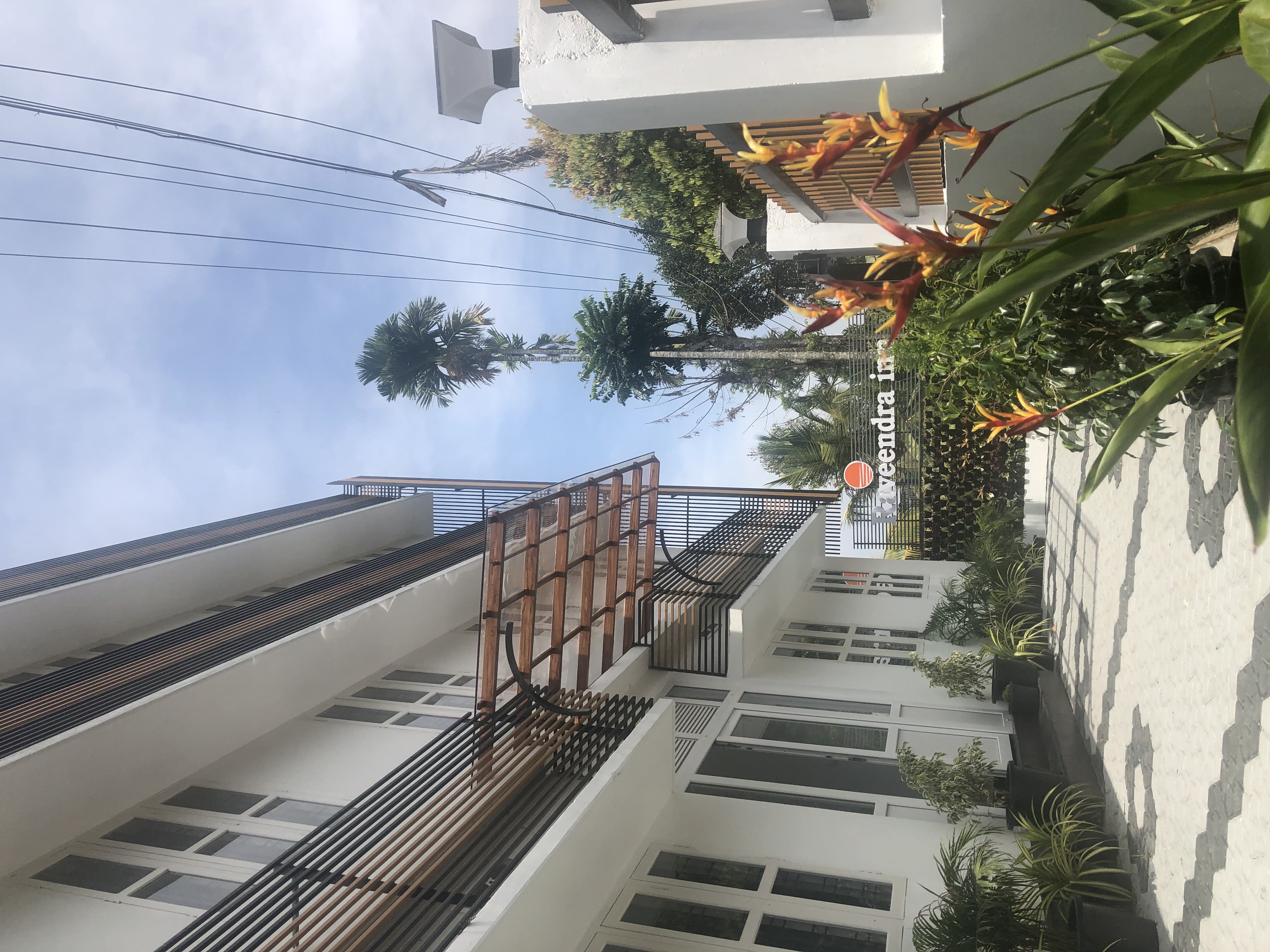 Raveendra Inn