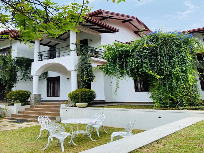 Serene Villa