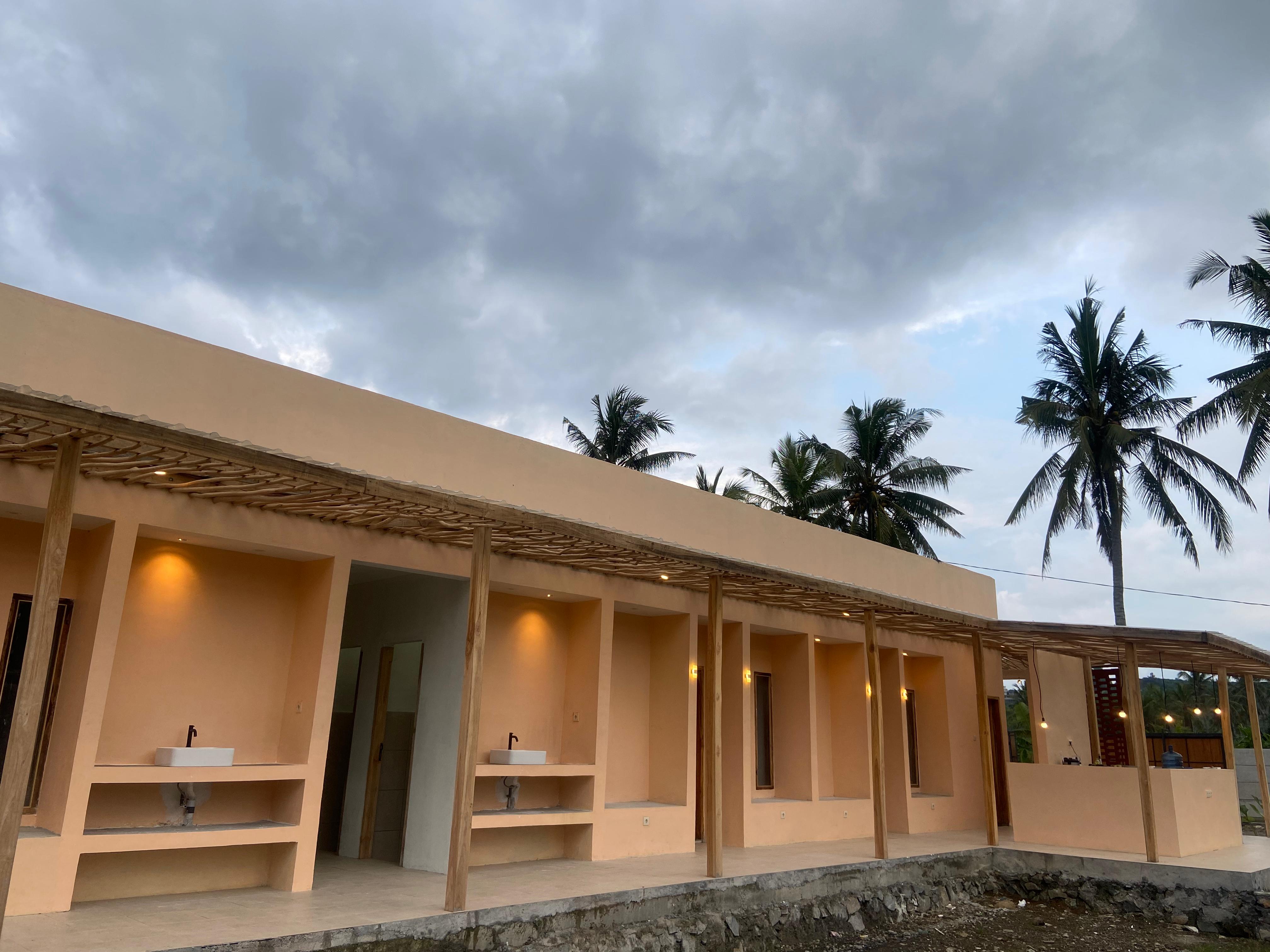 Wavez Lombok Hostel