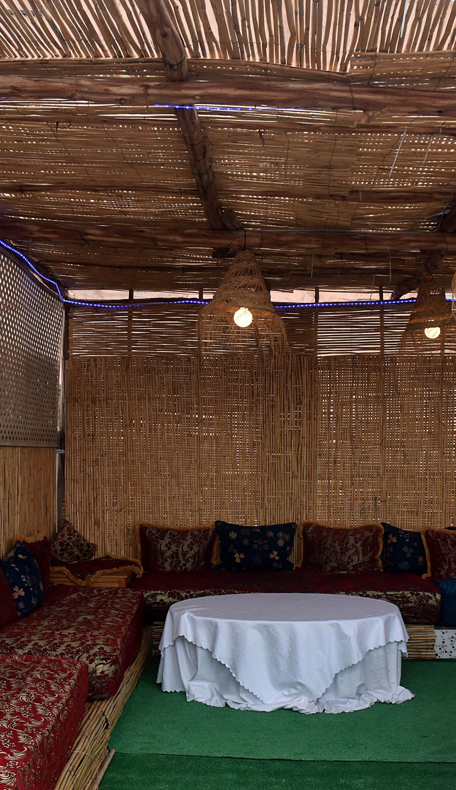 Lyron Hostel