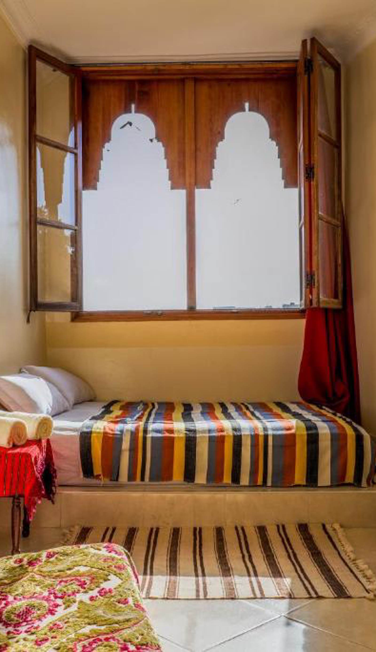 Yakout hostel