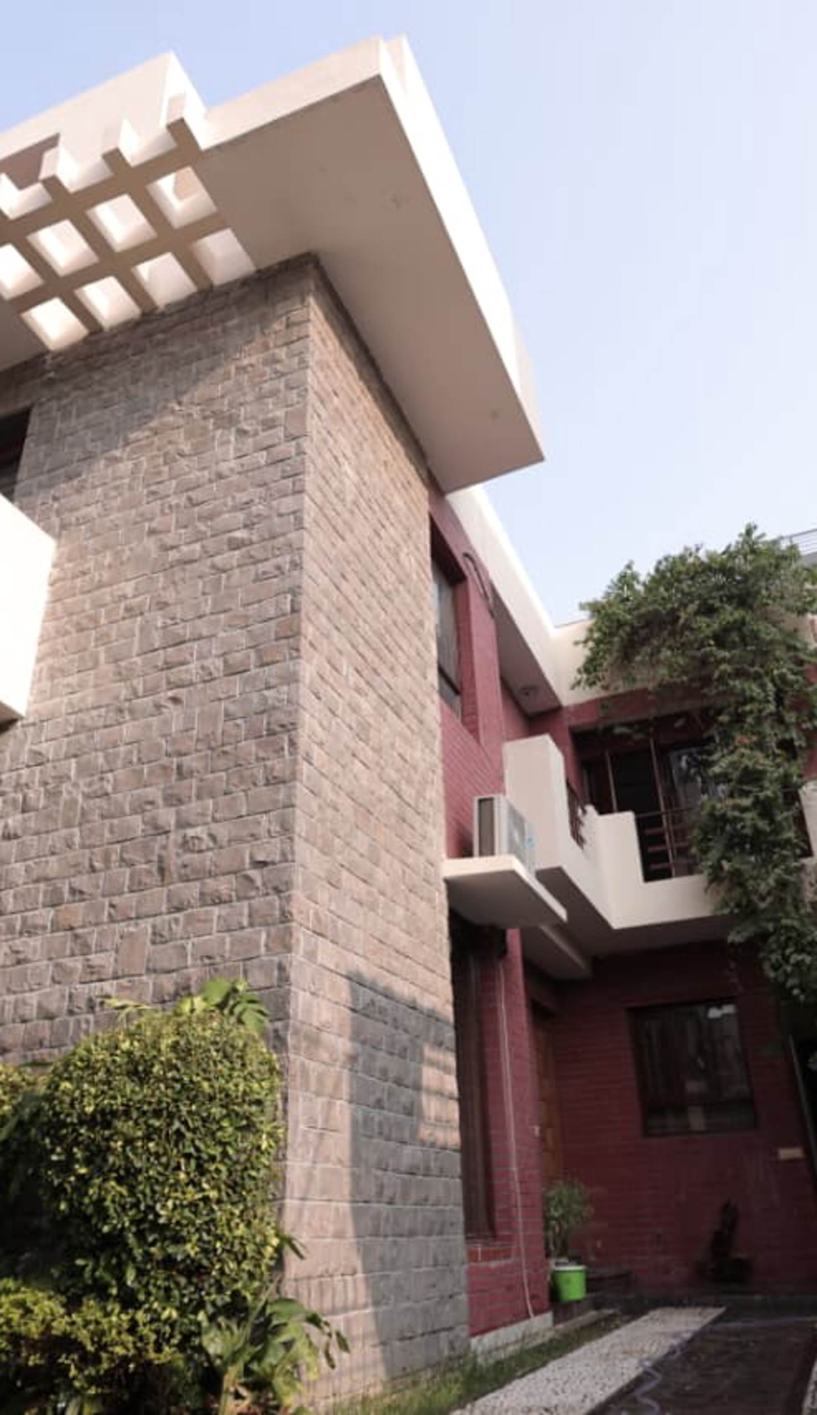 Luminary Dynasty House