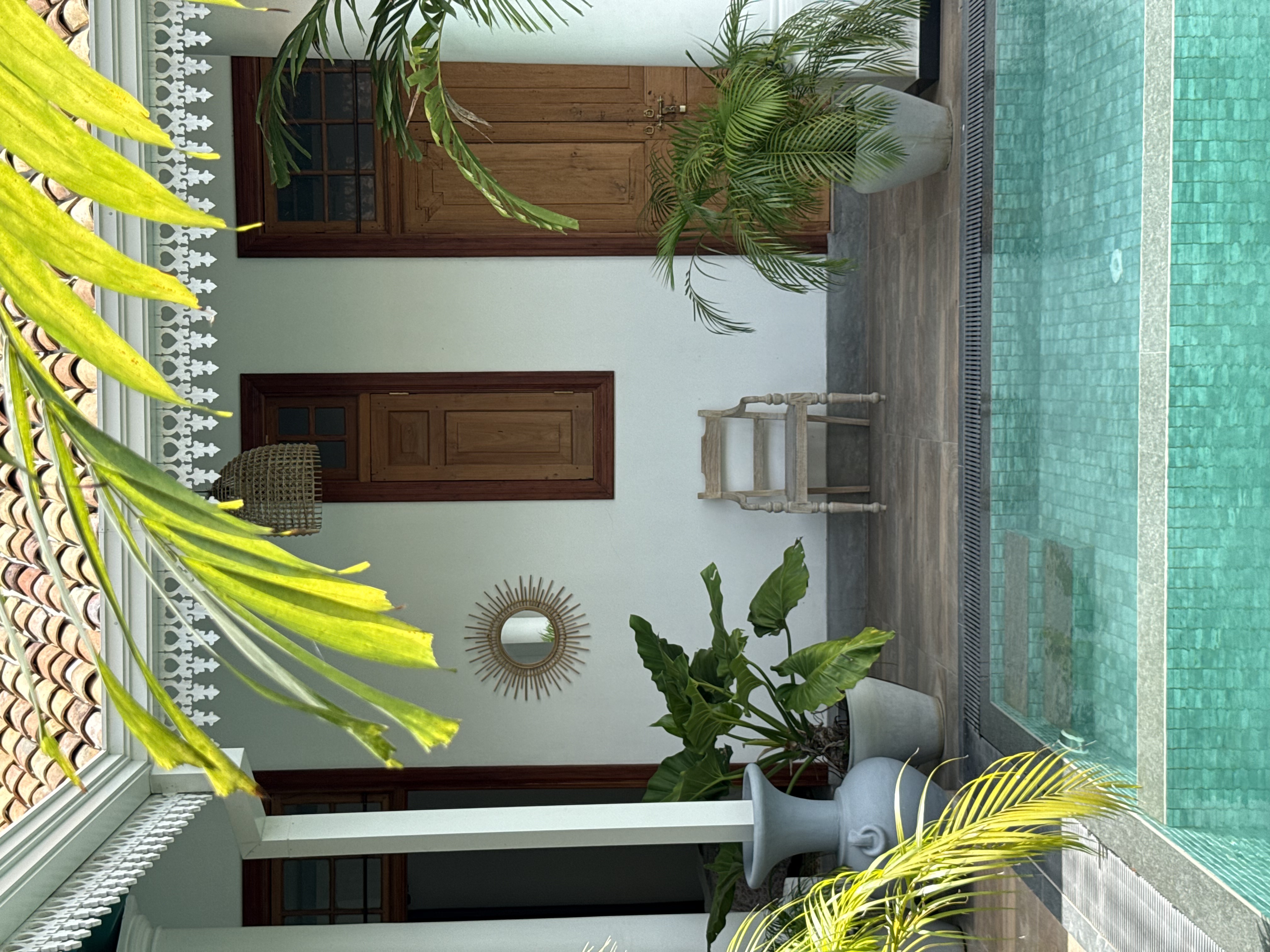 ISOLA - Surf House