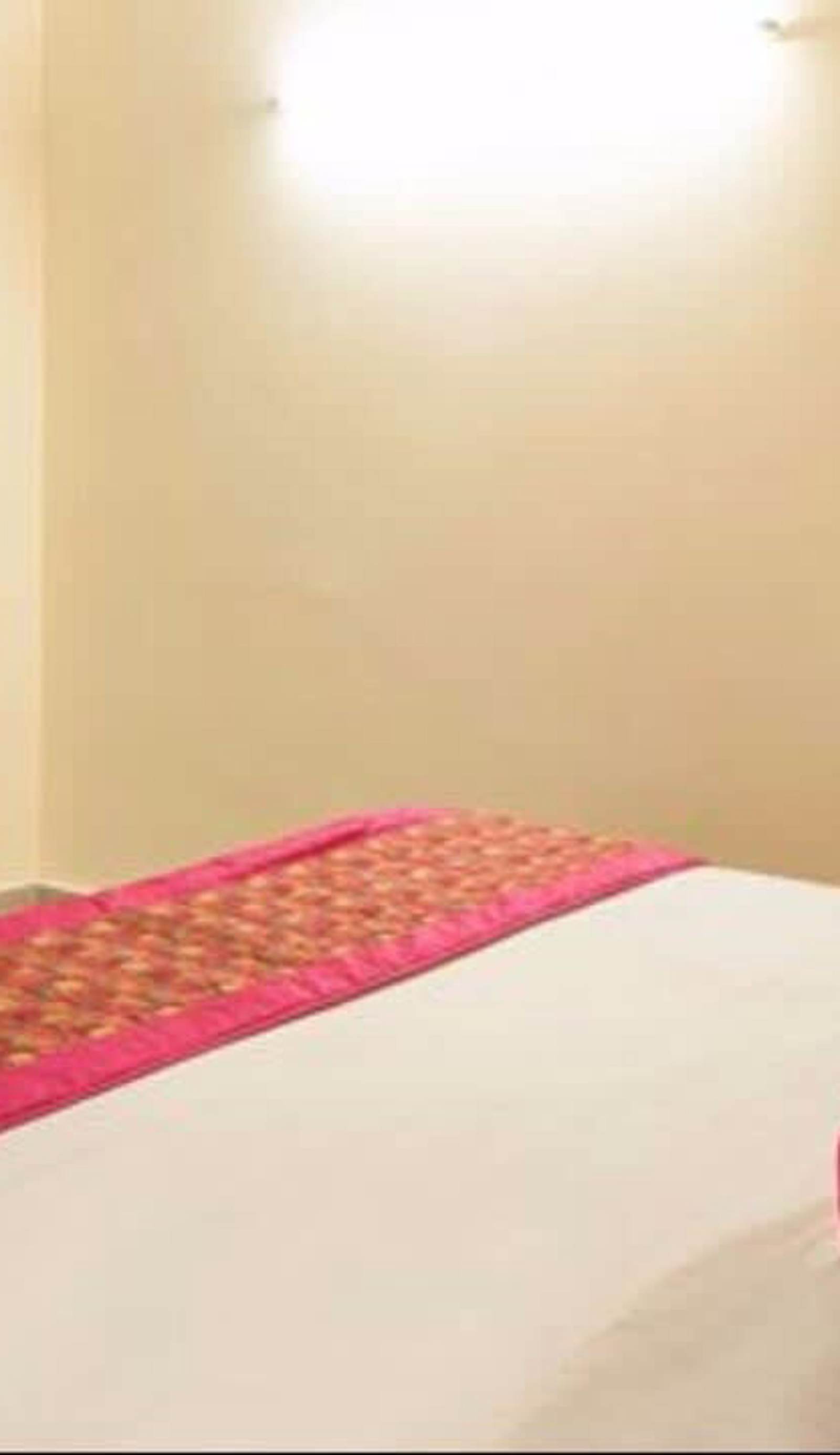 Hotel Delhi Darbar-Near Karolbagh metro