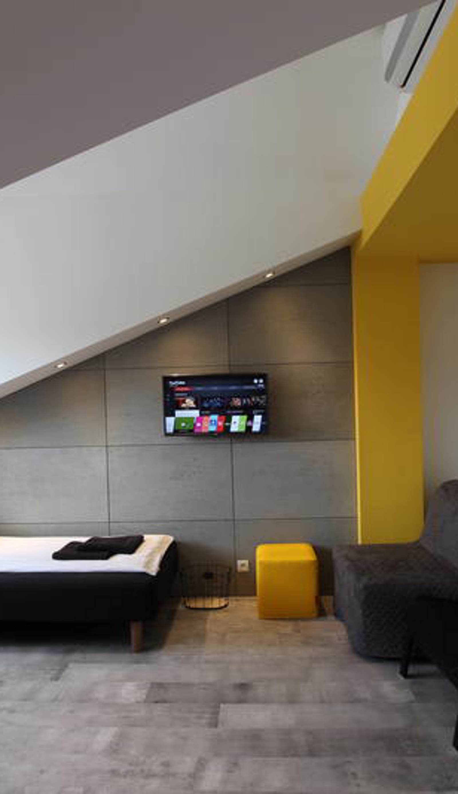 Rainbow Apartments 1