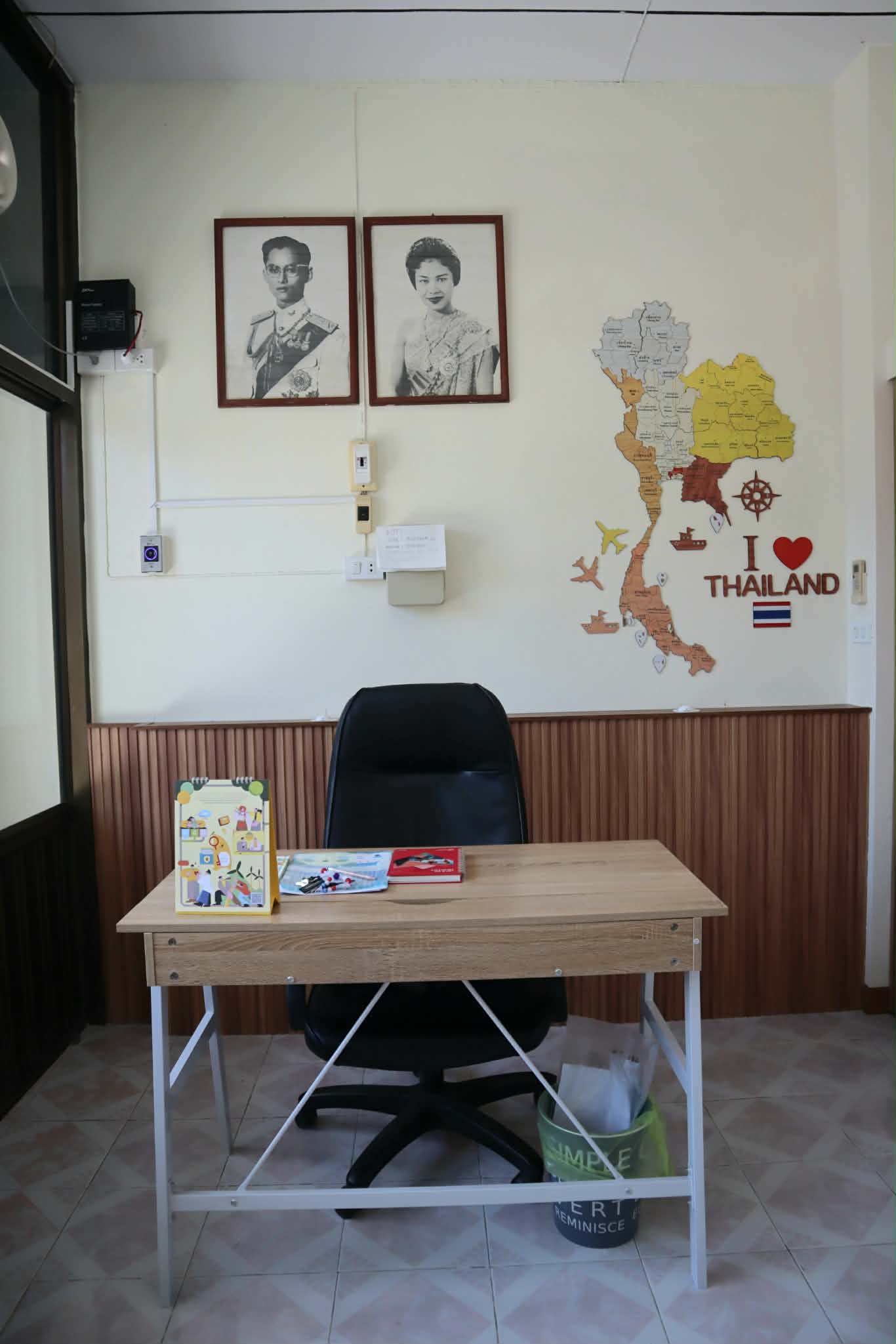 HOM's HOSTEL