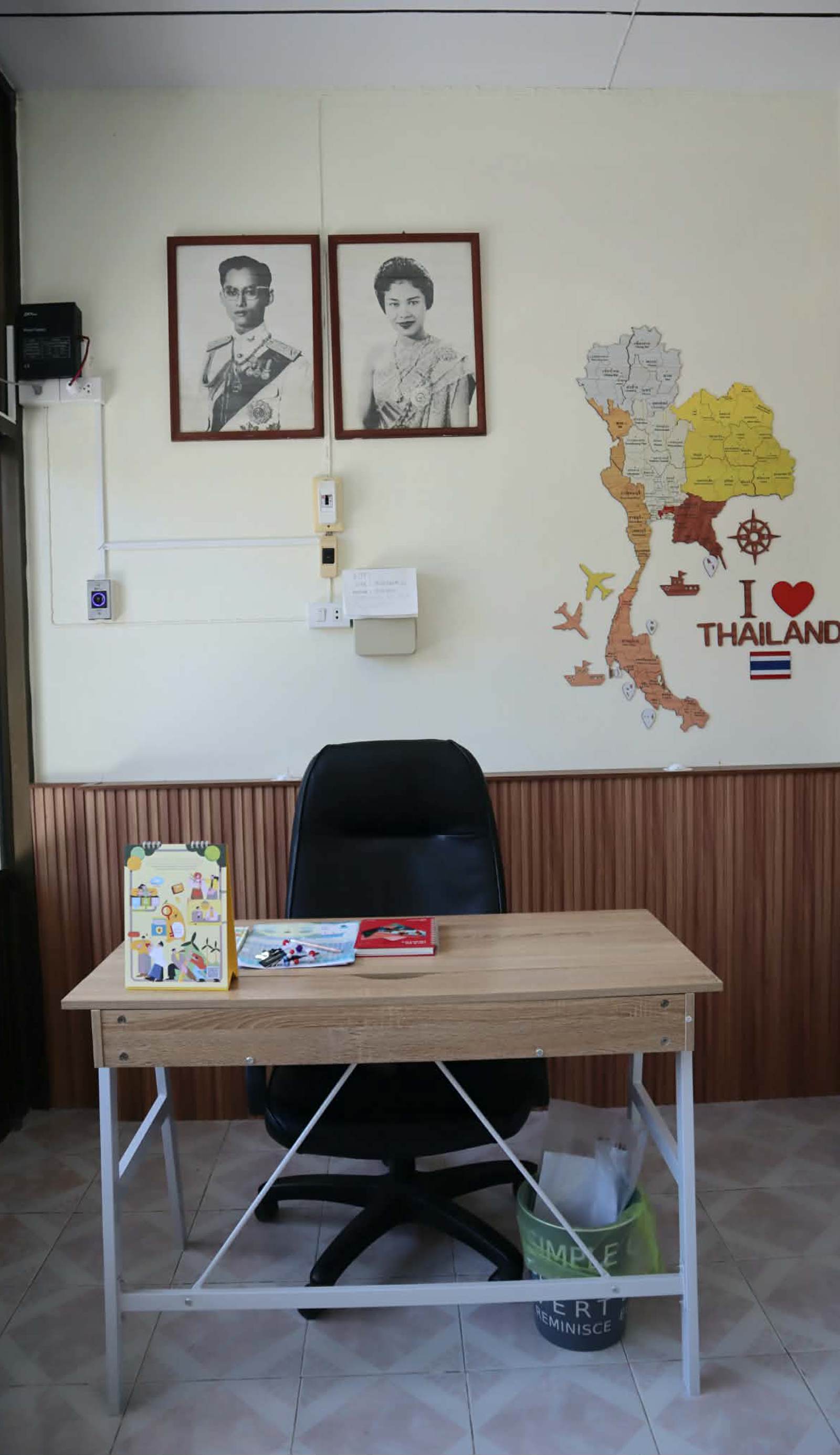 HOM's HOSTEL