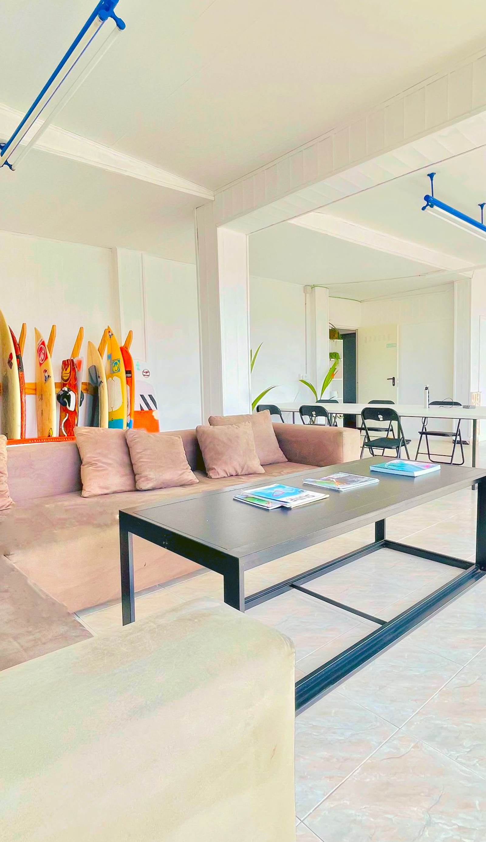 Area Surf House
