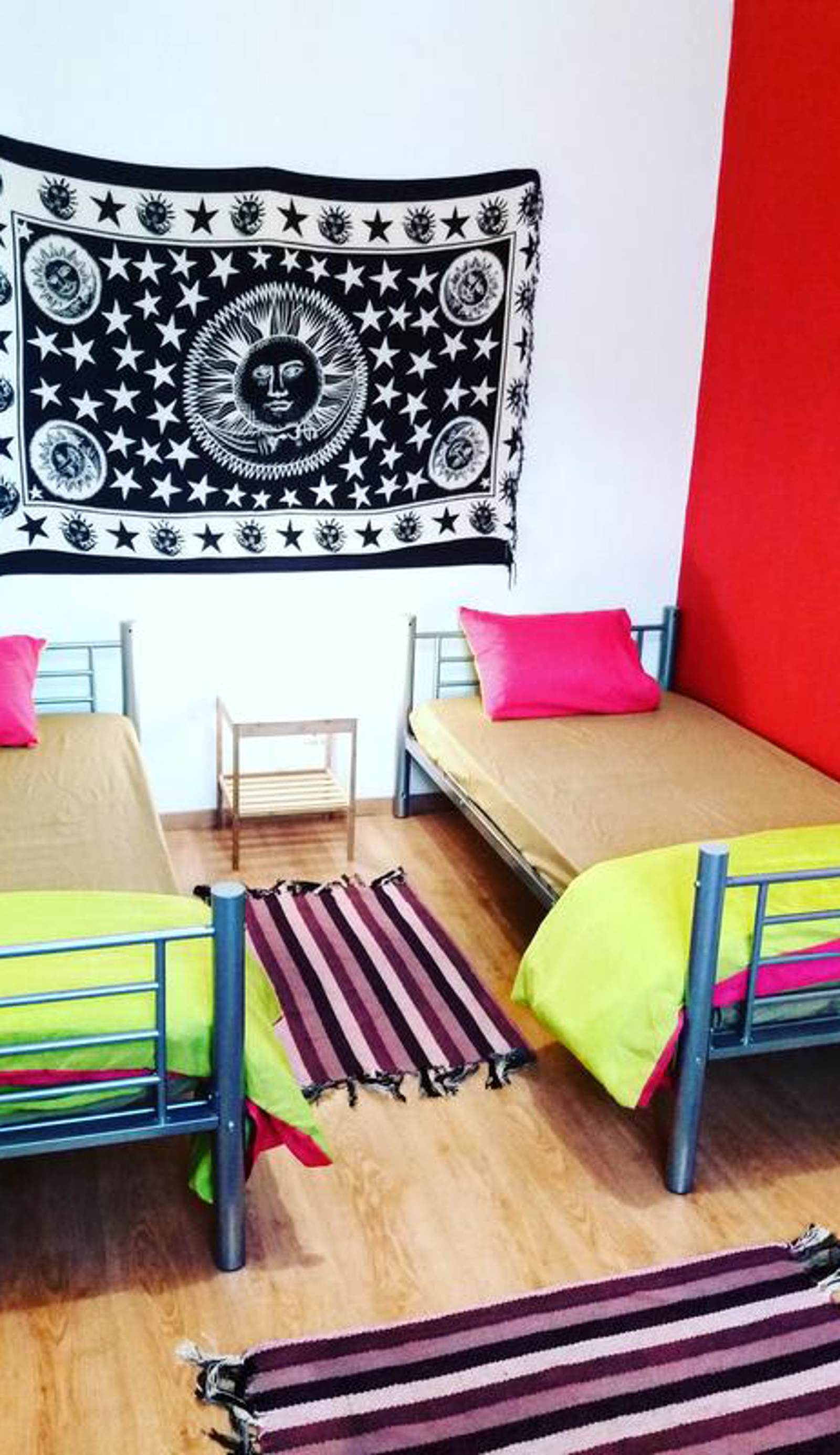 Meraki Hostel