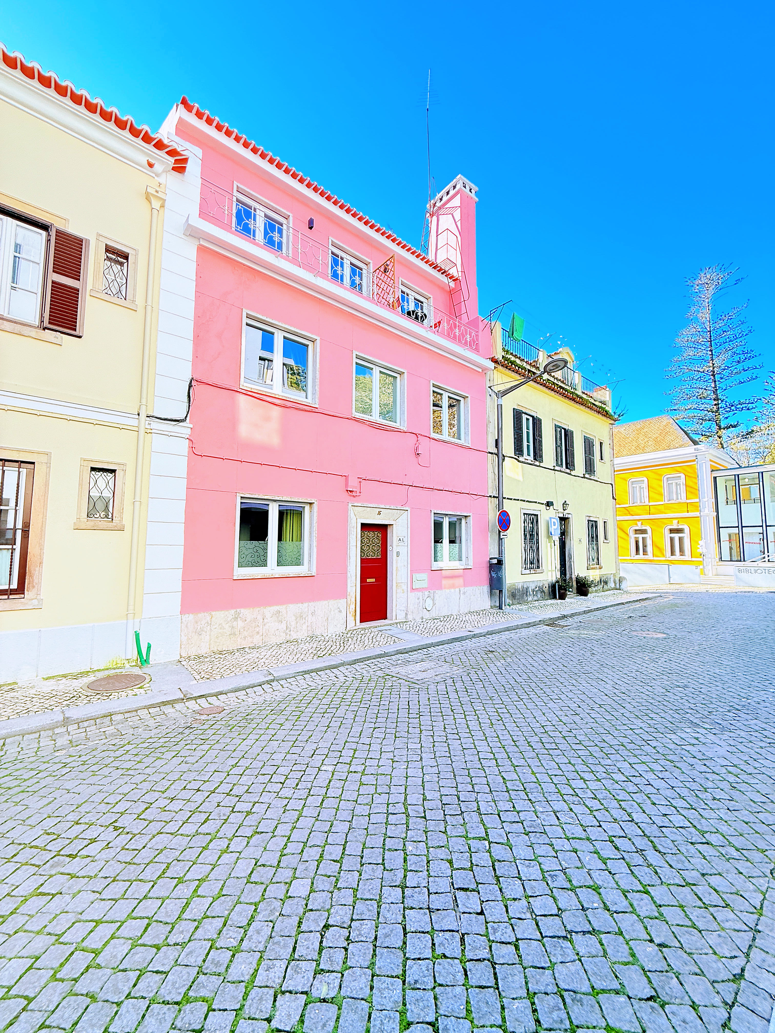 Happy Sintra Inn