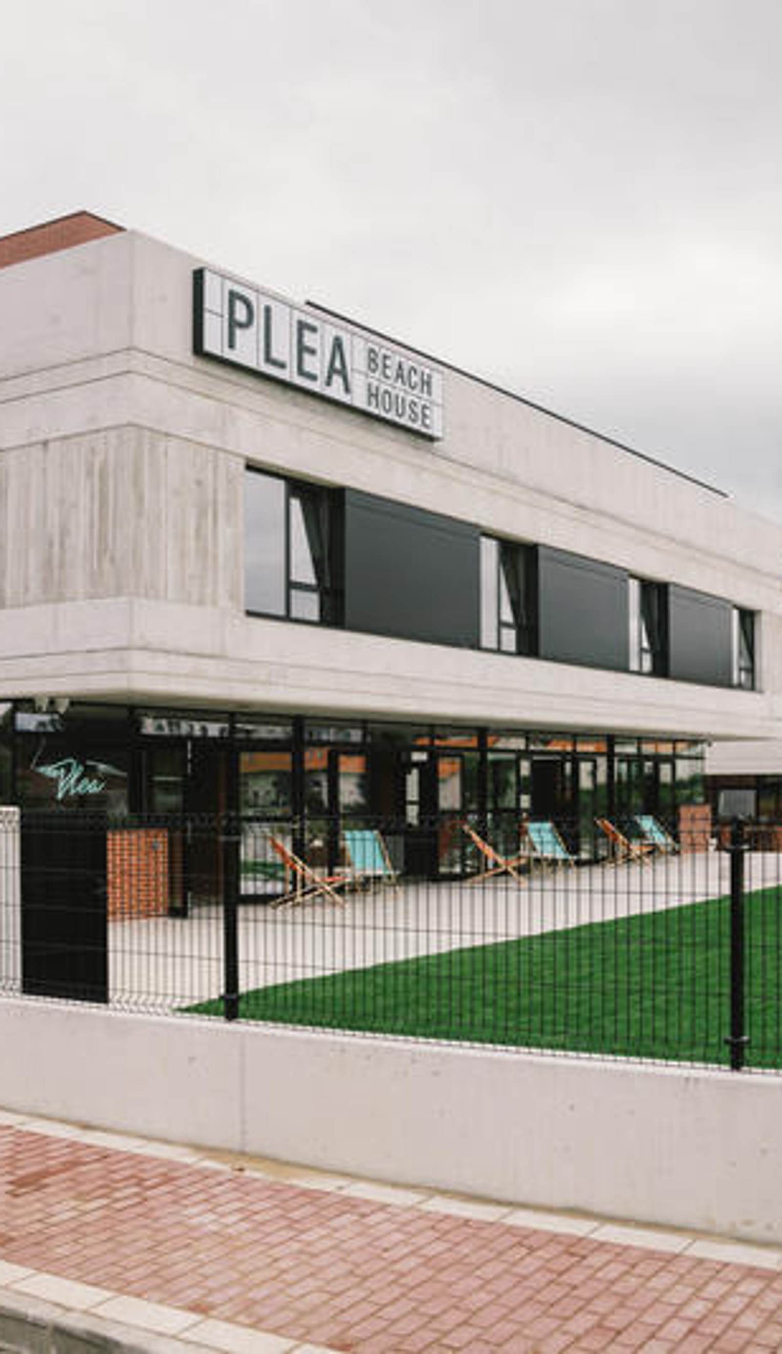 Plea Beach House
