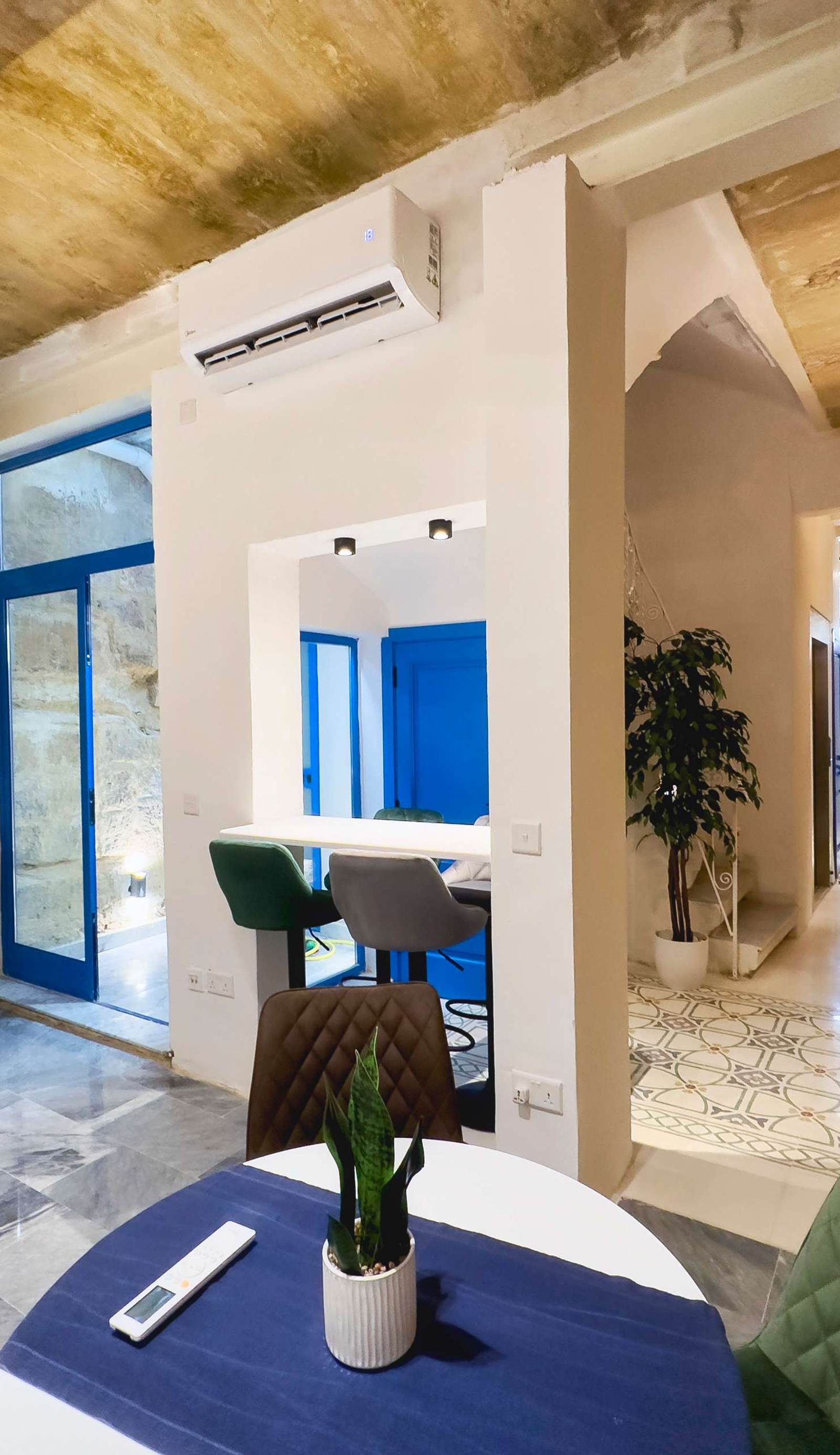 Mandera's Boutique Suites & Dorms