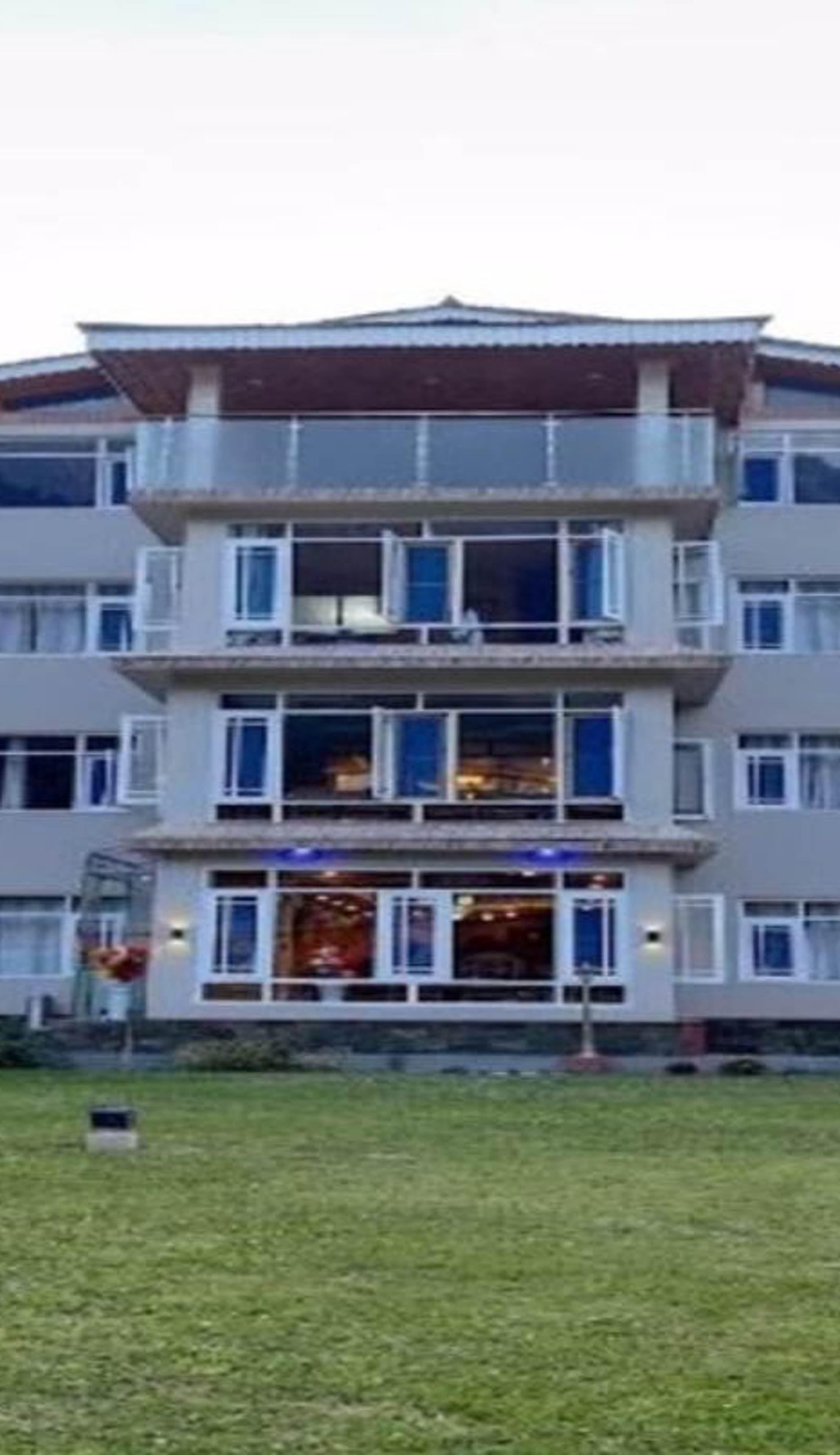 Hotel Royale Comfort, Pahalgam