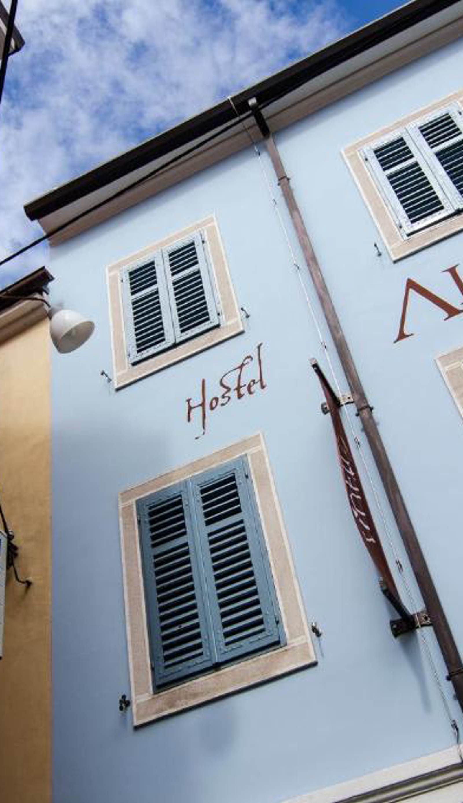 Hostel Alieti