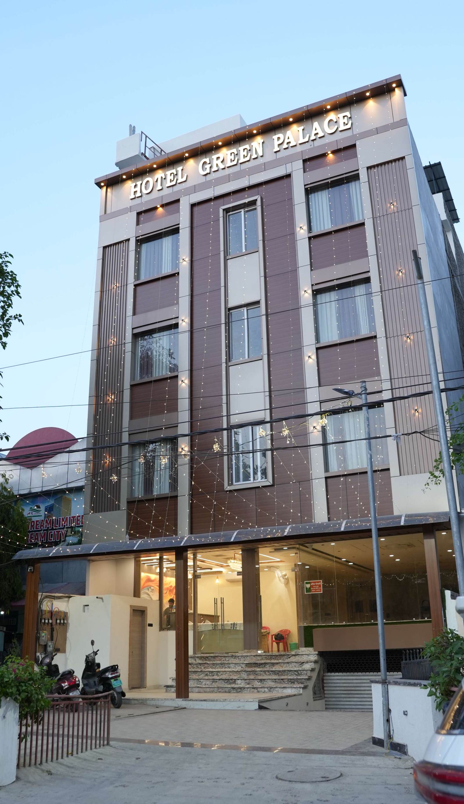 Hotel Green Palace
