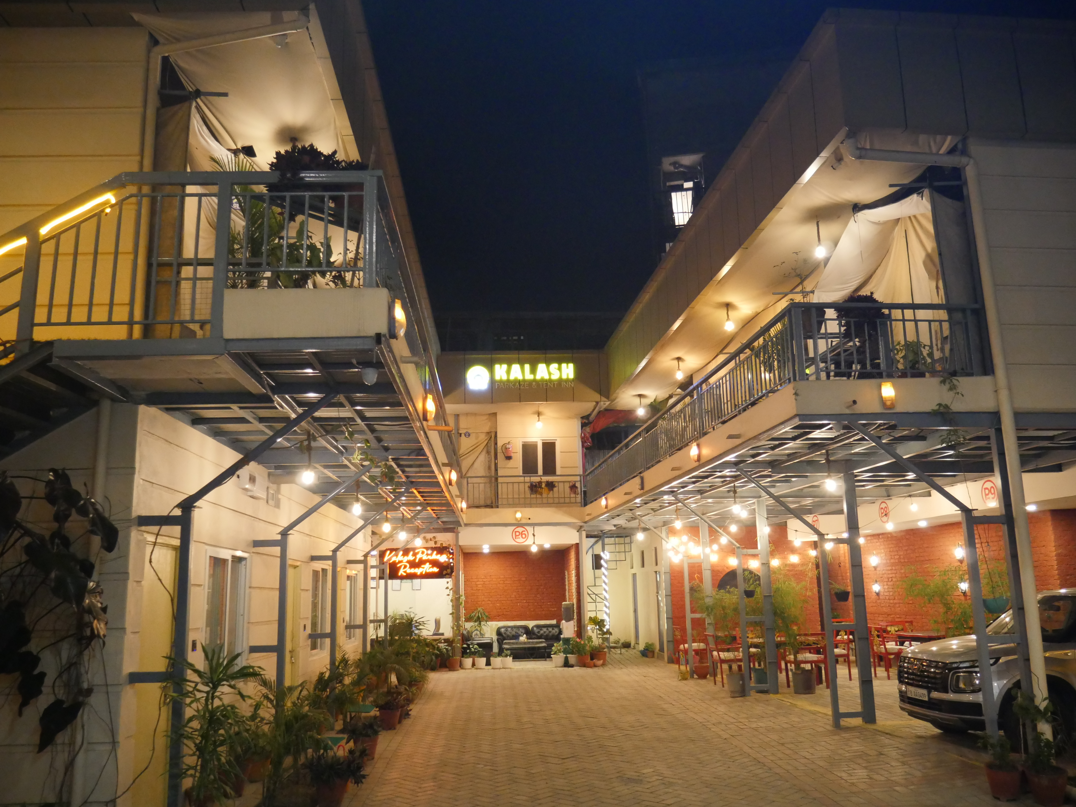 Kalash Parkaze Glamping Hostel
