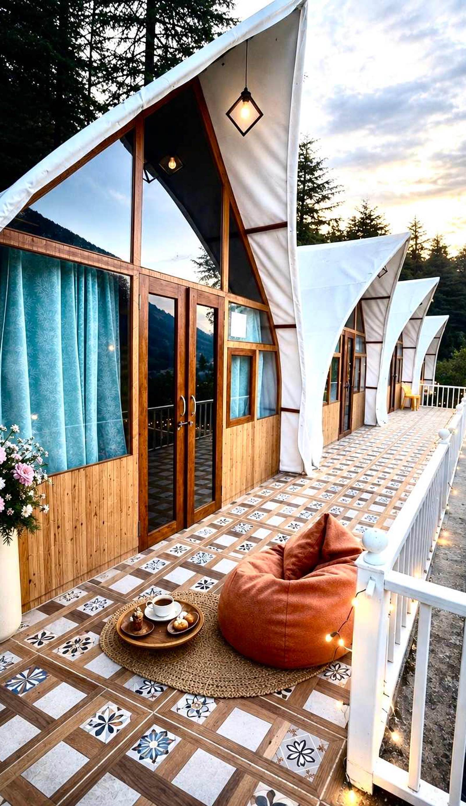Peakaboo Manali