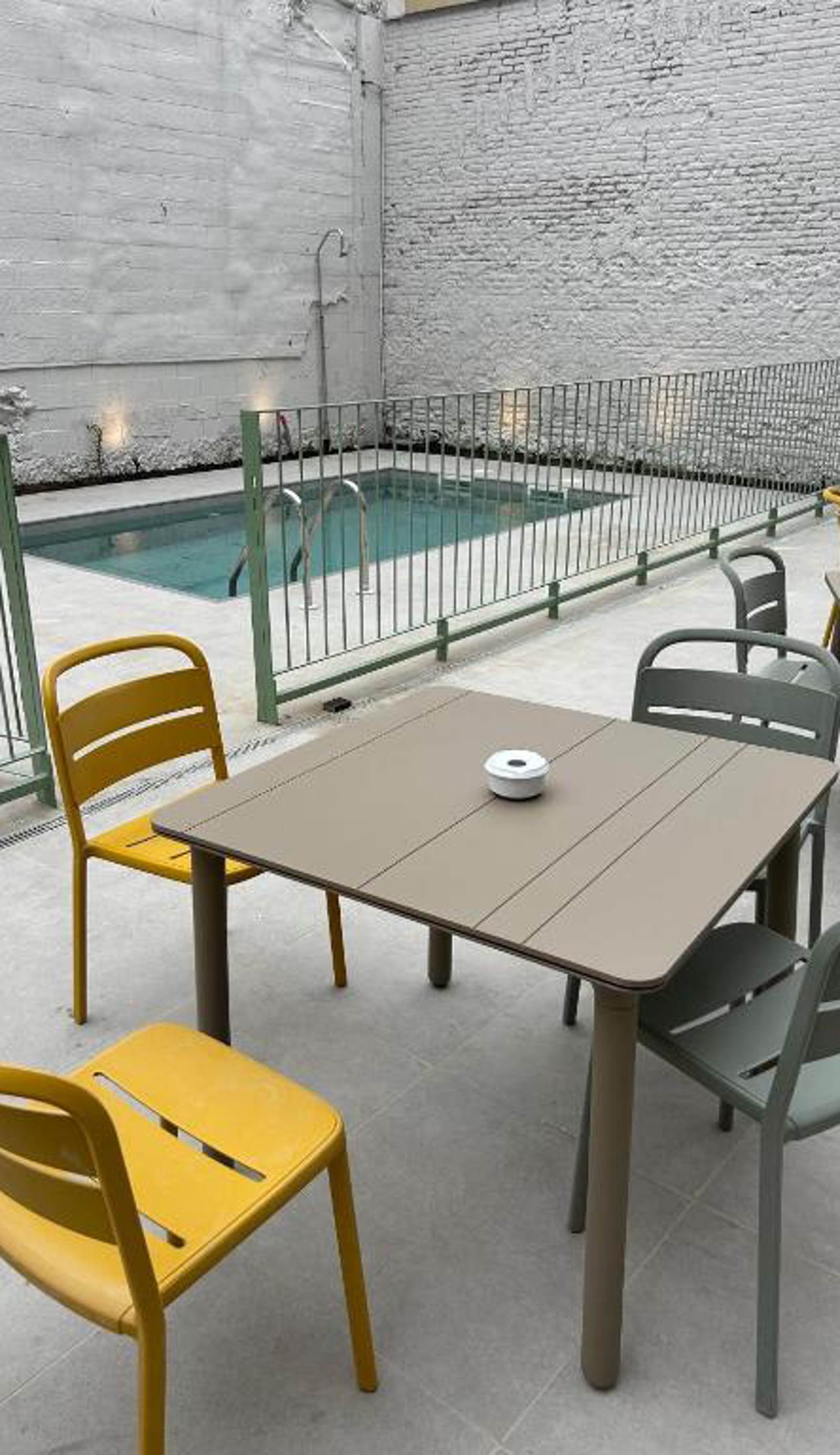 Hostelfly Fira Barcelona