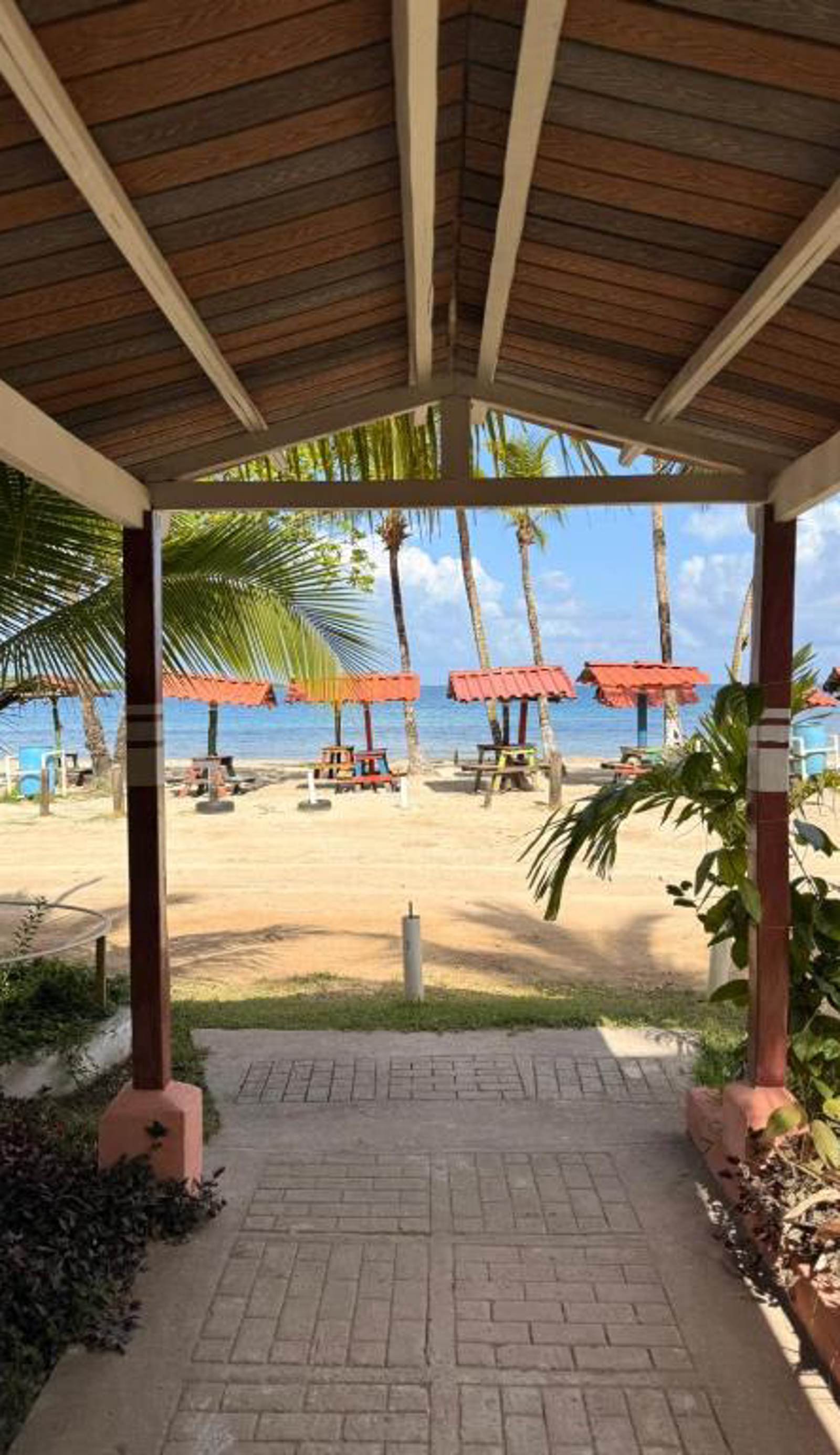 Vicina Maris Beach Lodge