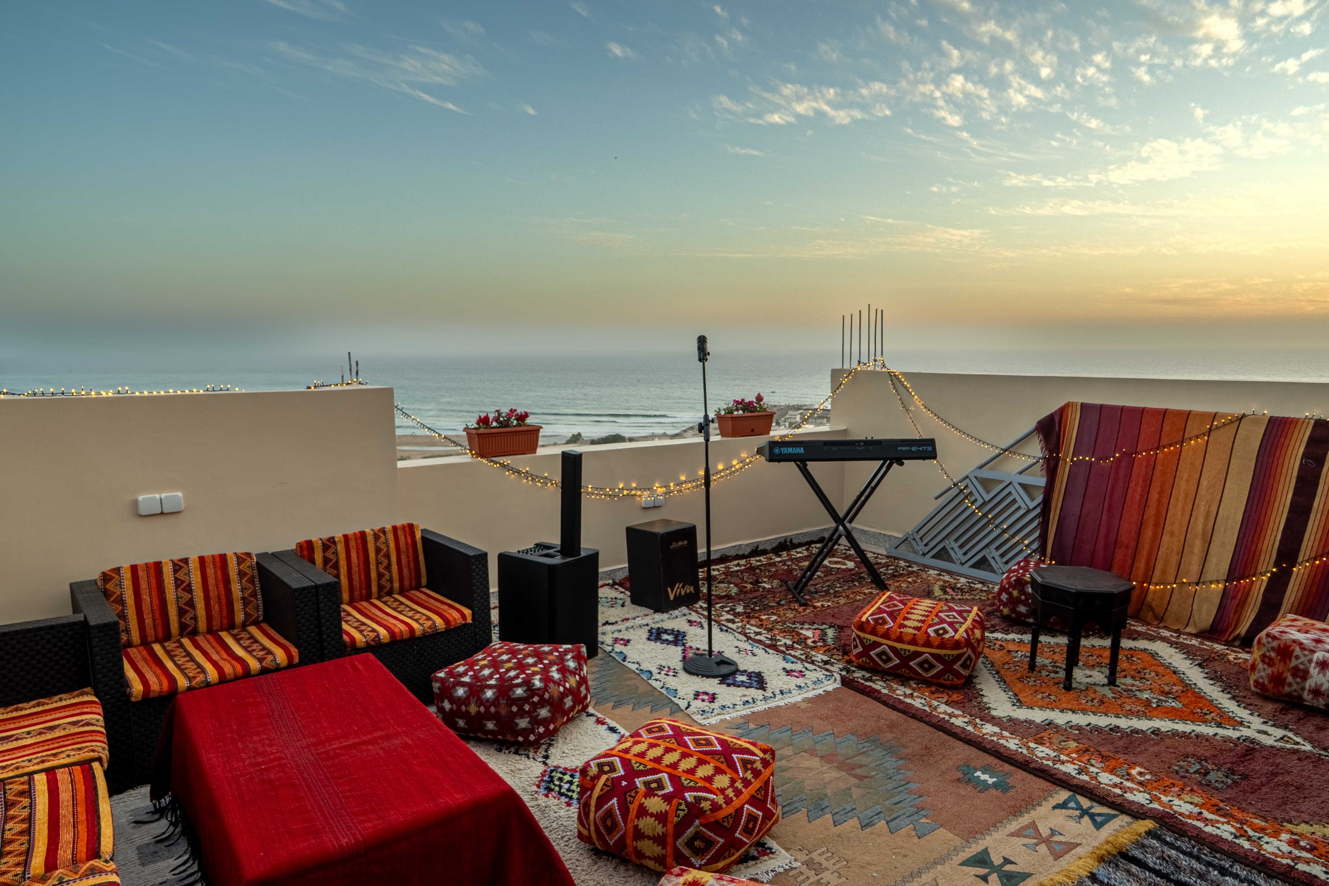 Sound of the Ocean - Musical Hostel
