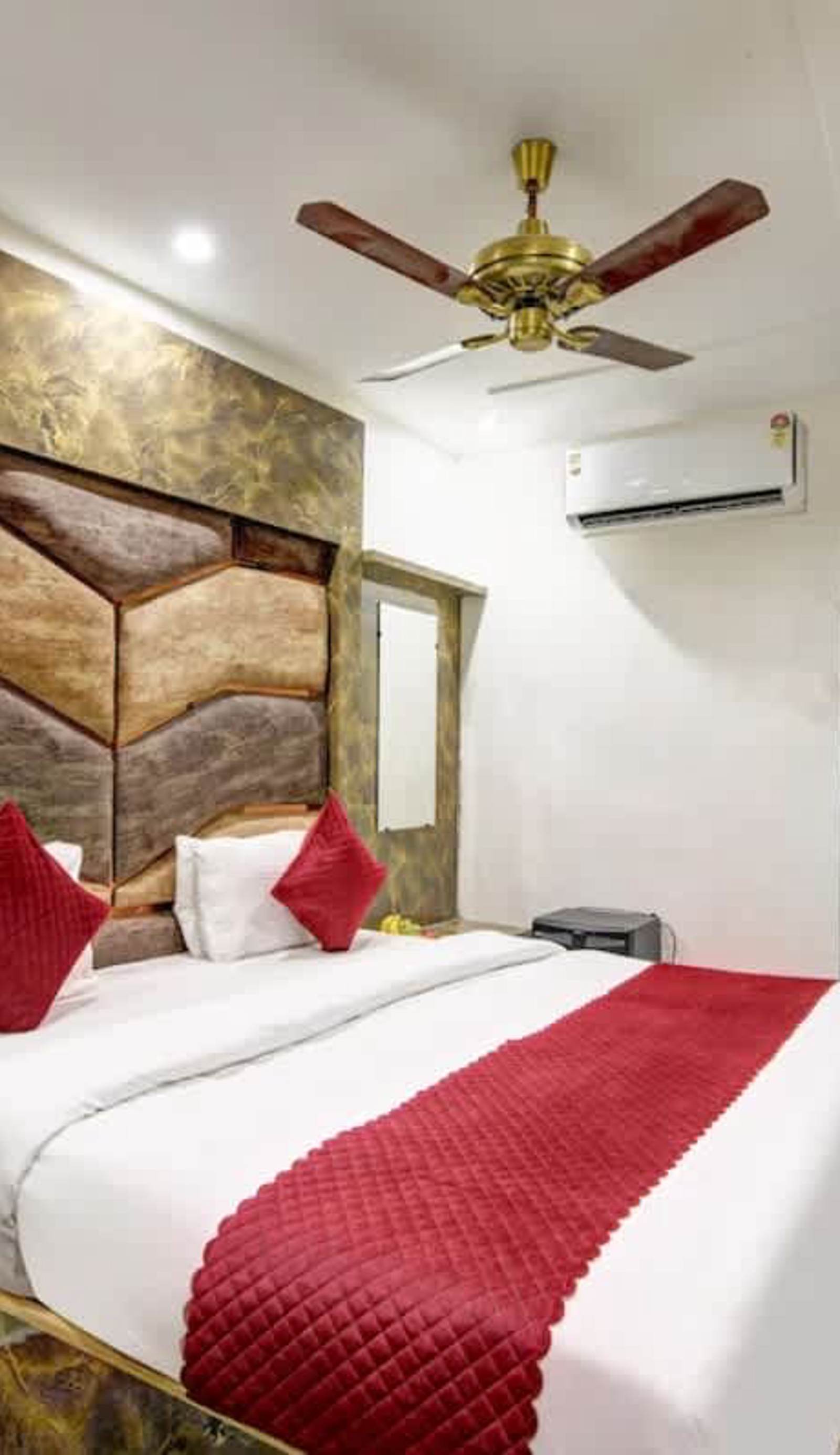 Hotel P G International