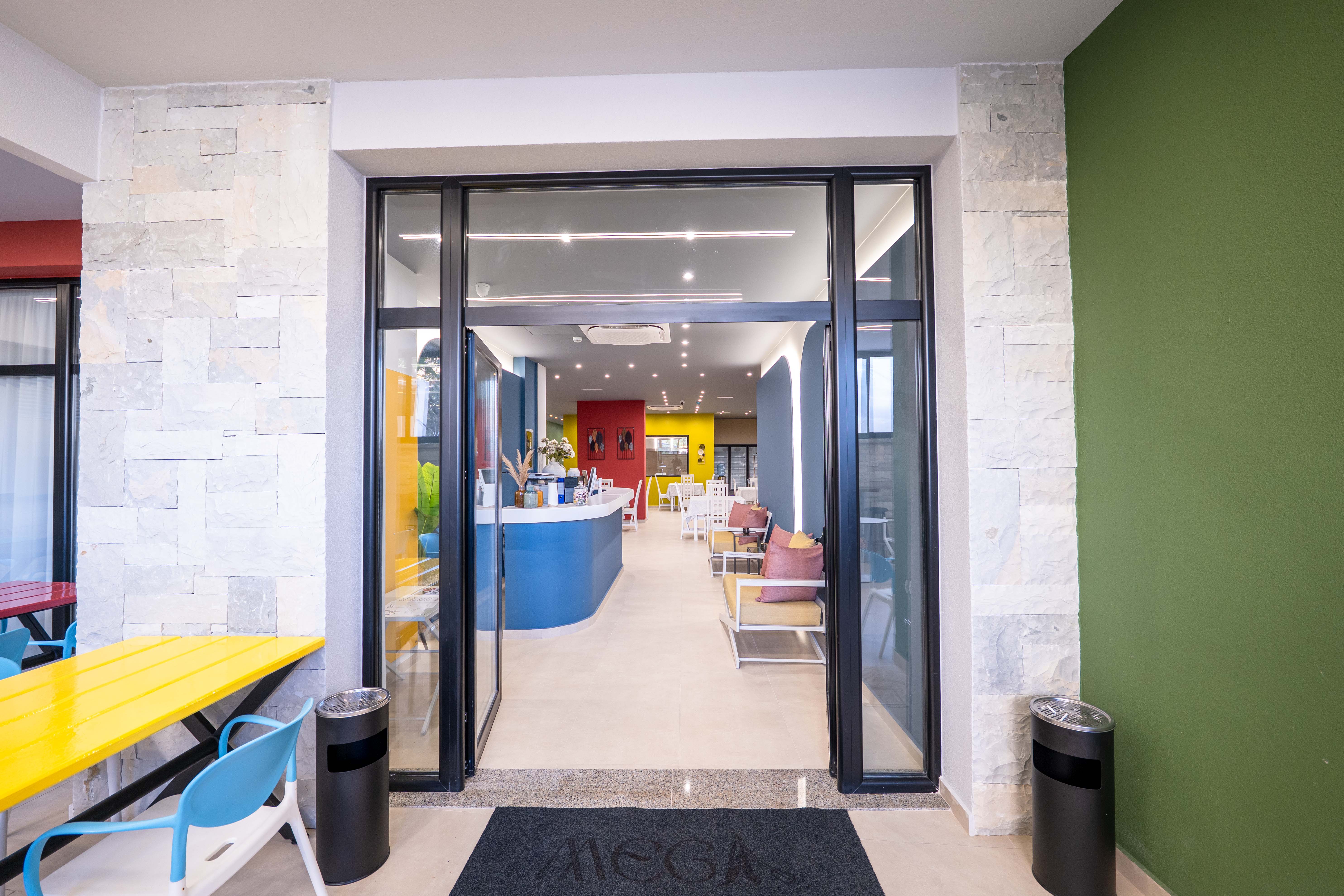 Mega Hostel