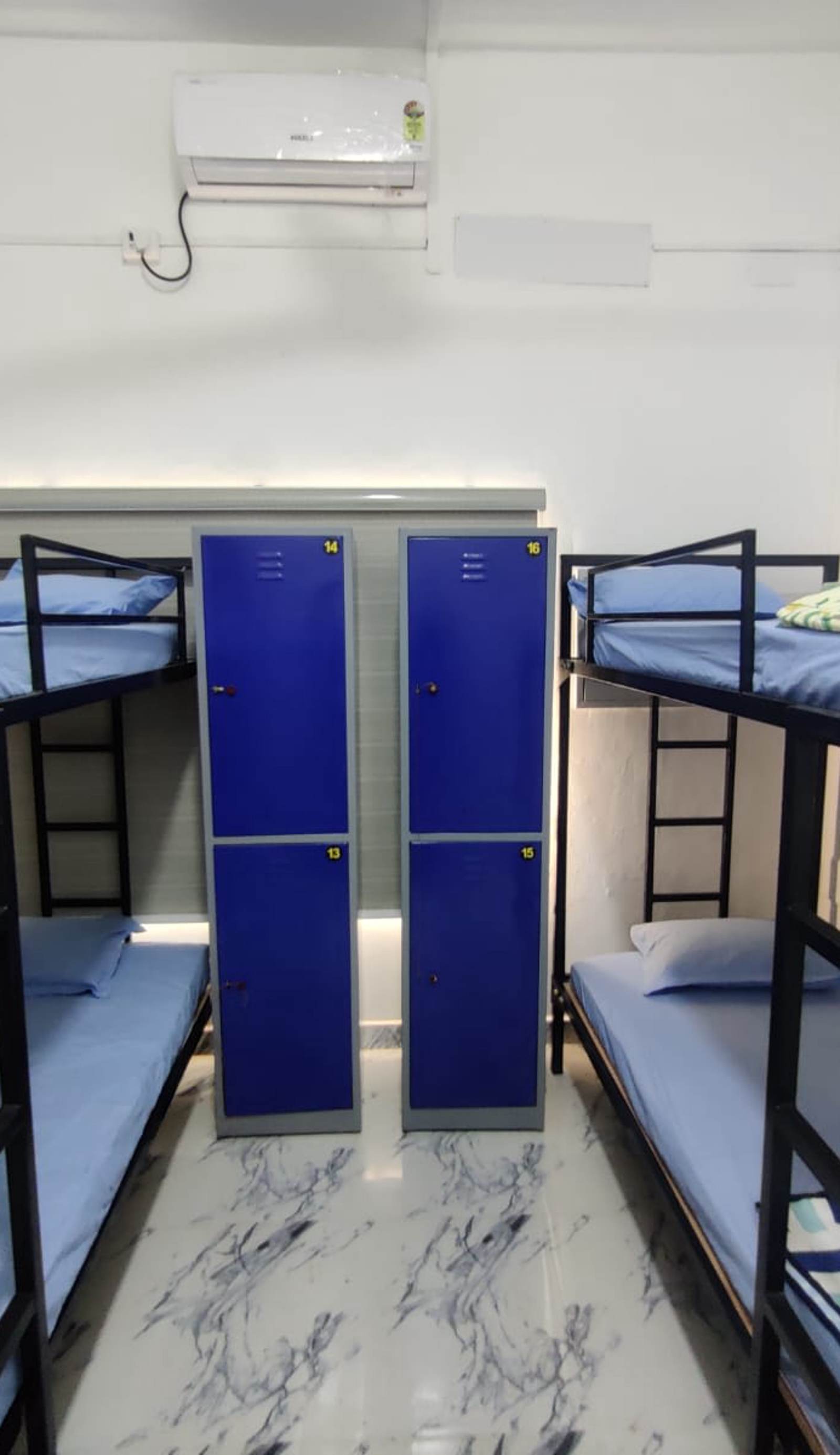 Nestiq Hostel
