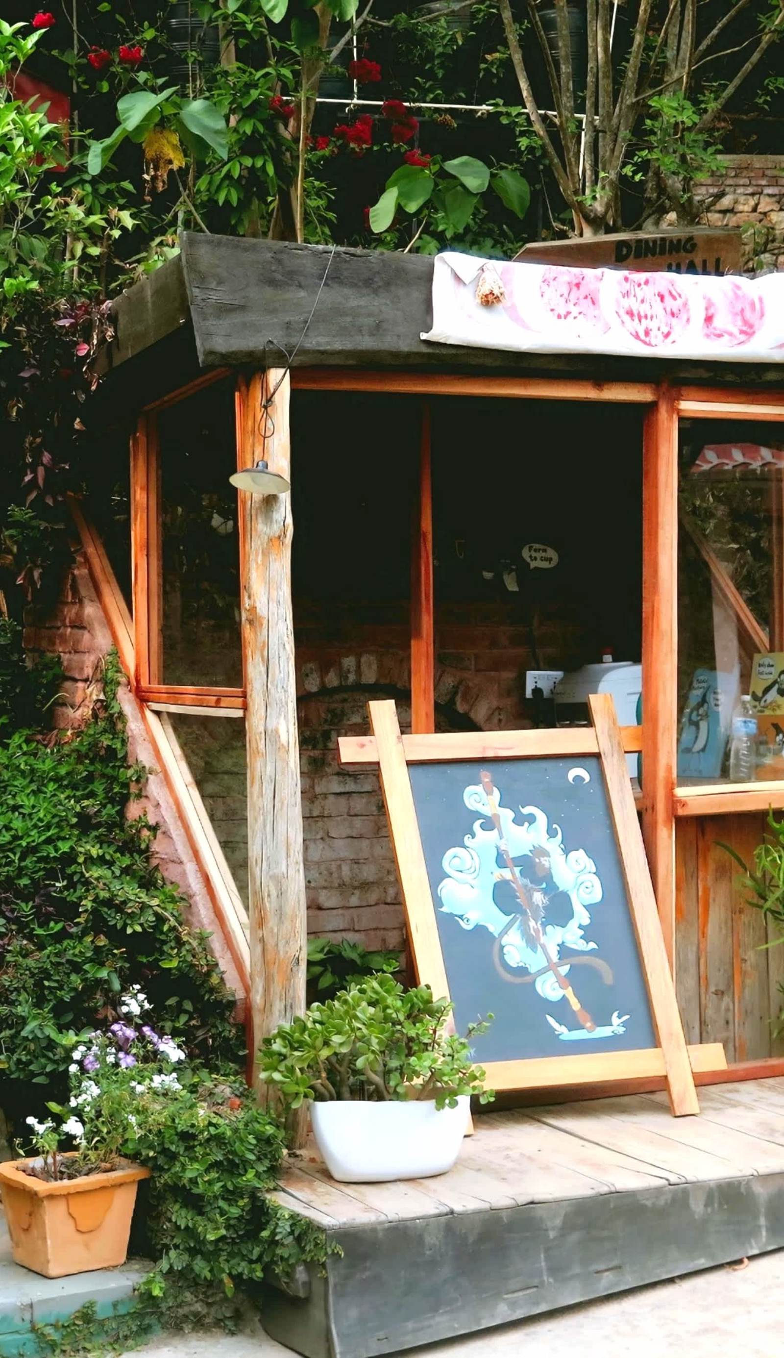 Bulbul Backpackers Farm Hostel