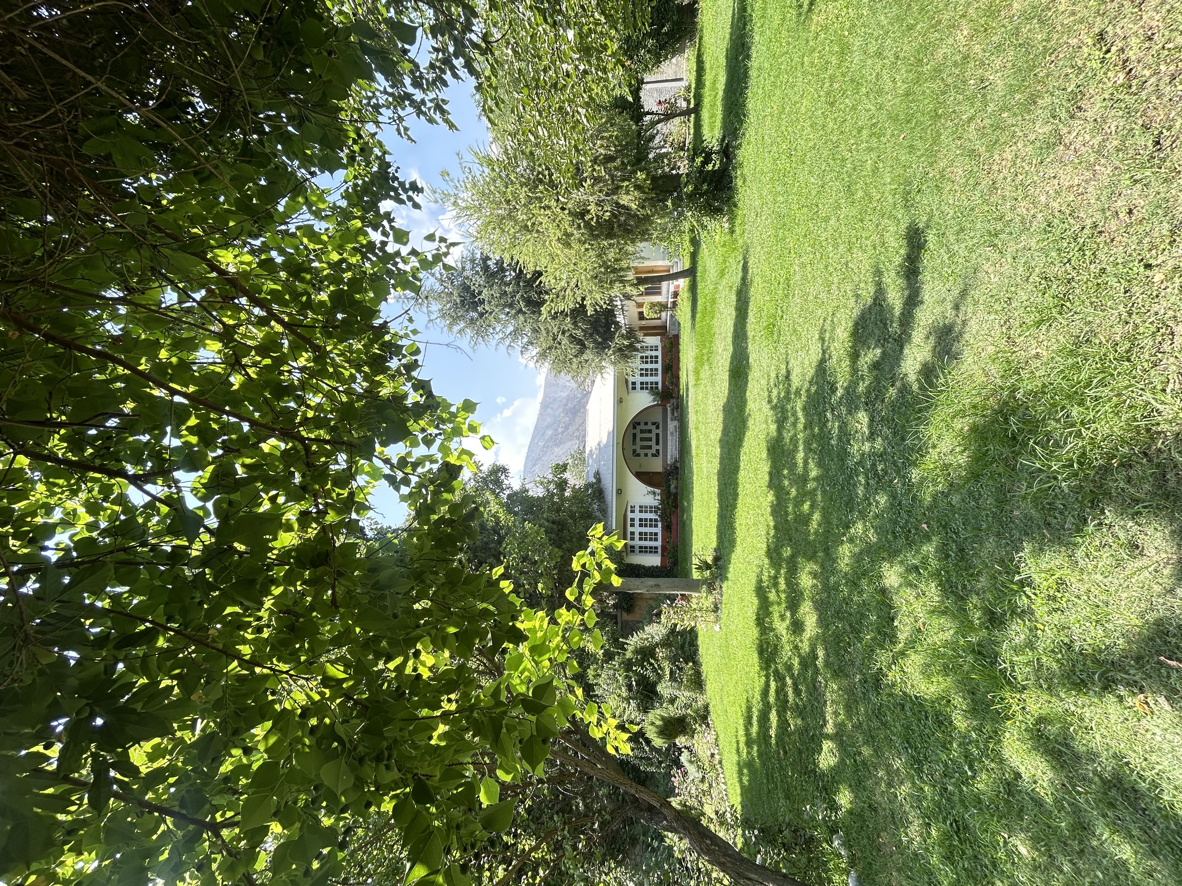 Ayun Nest Guest House