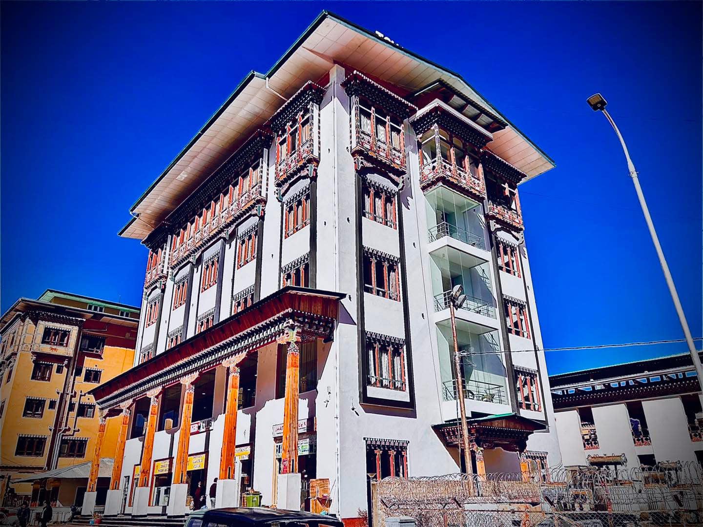Tshongdu Boutique