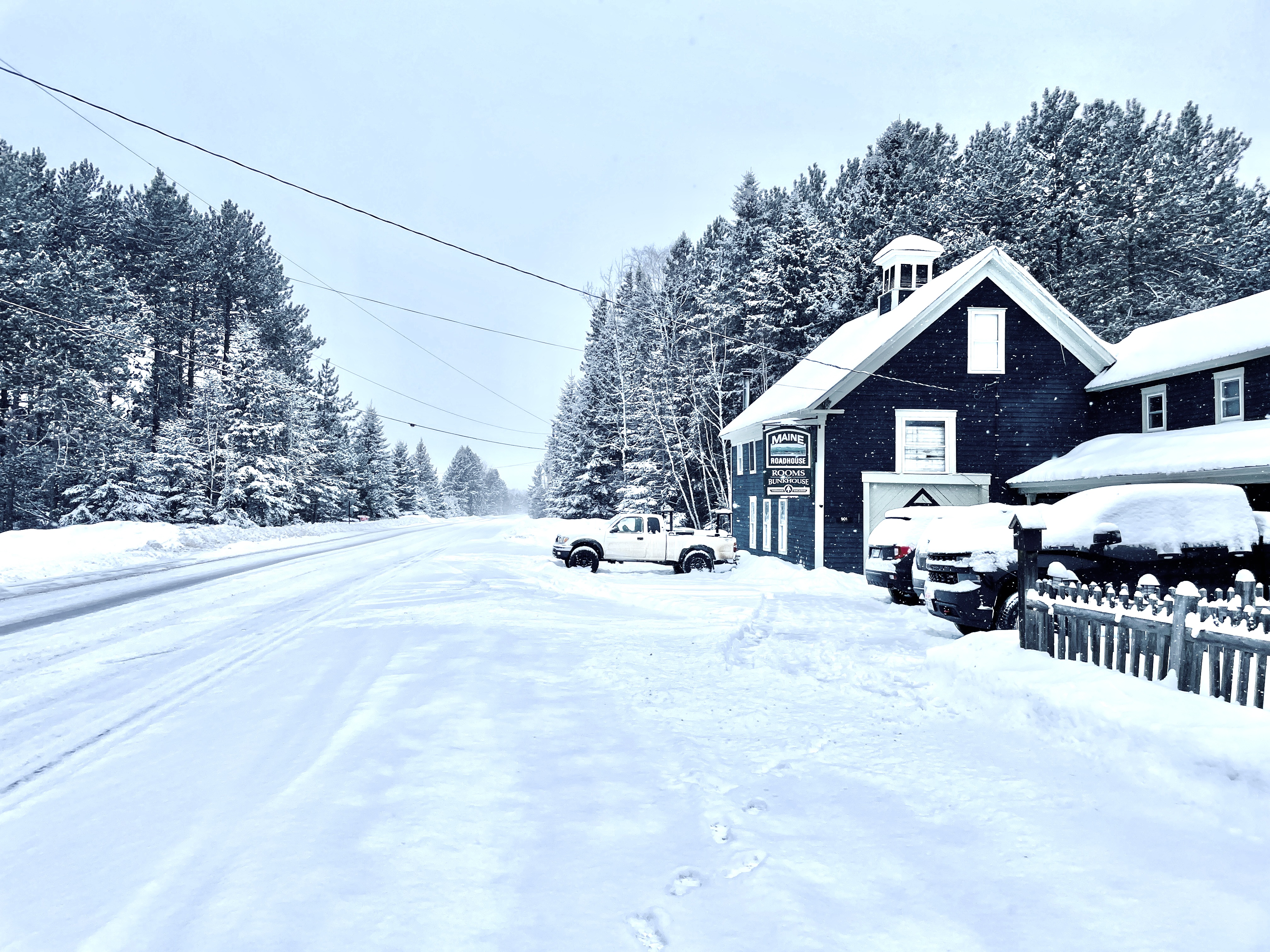 The Maine Roadhouse Hostel & Lodge LLC
