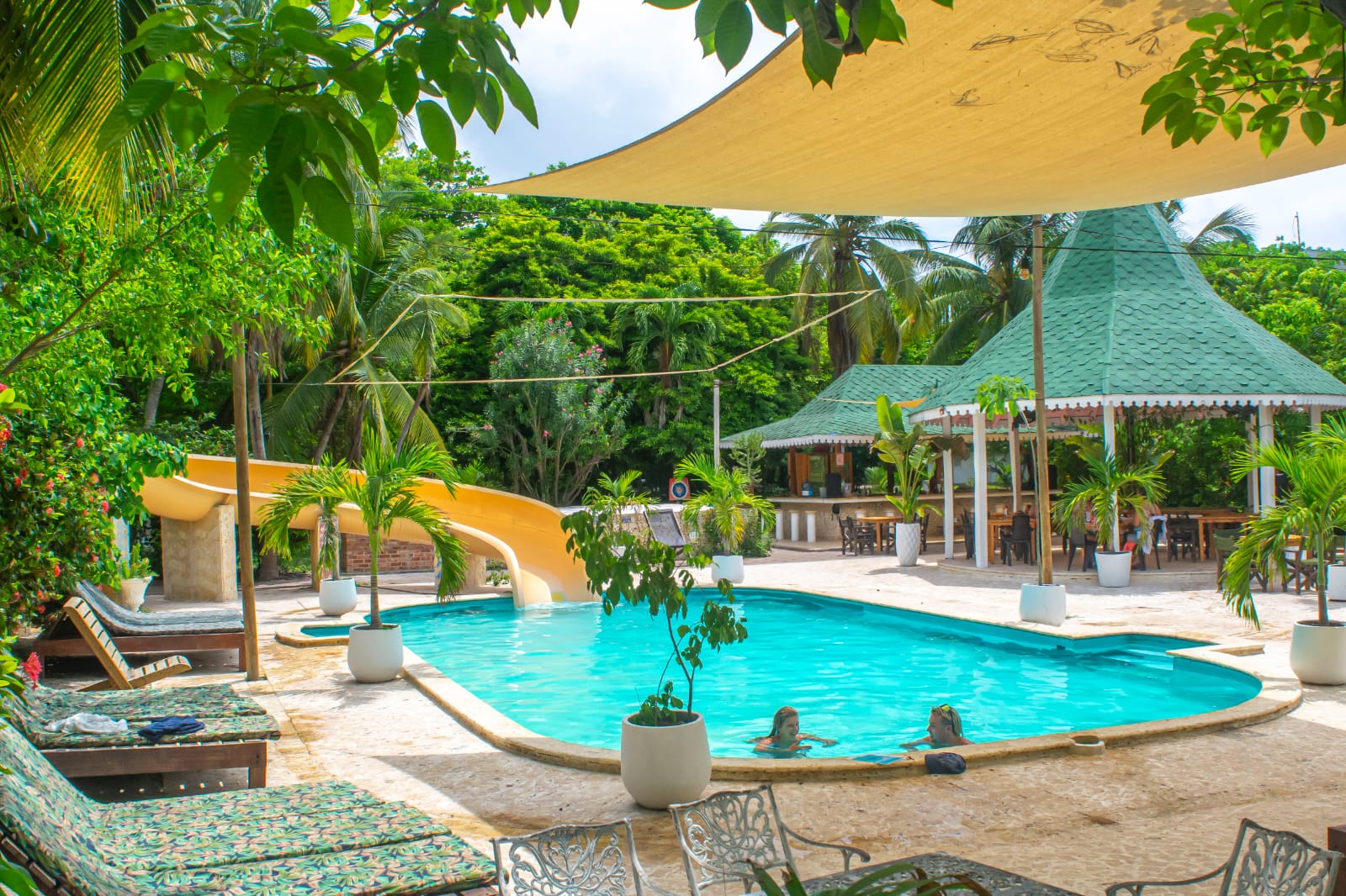 HOTEL ISLA AZUL