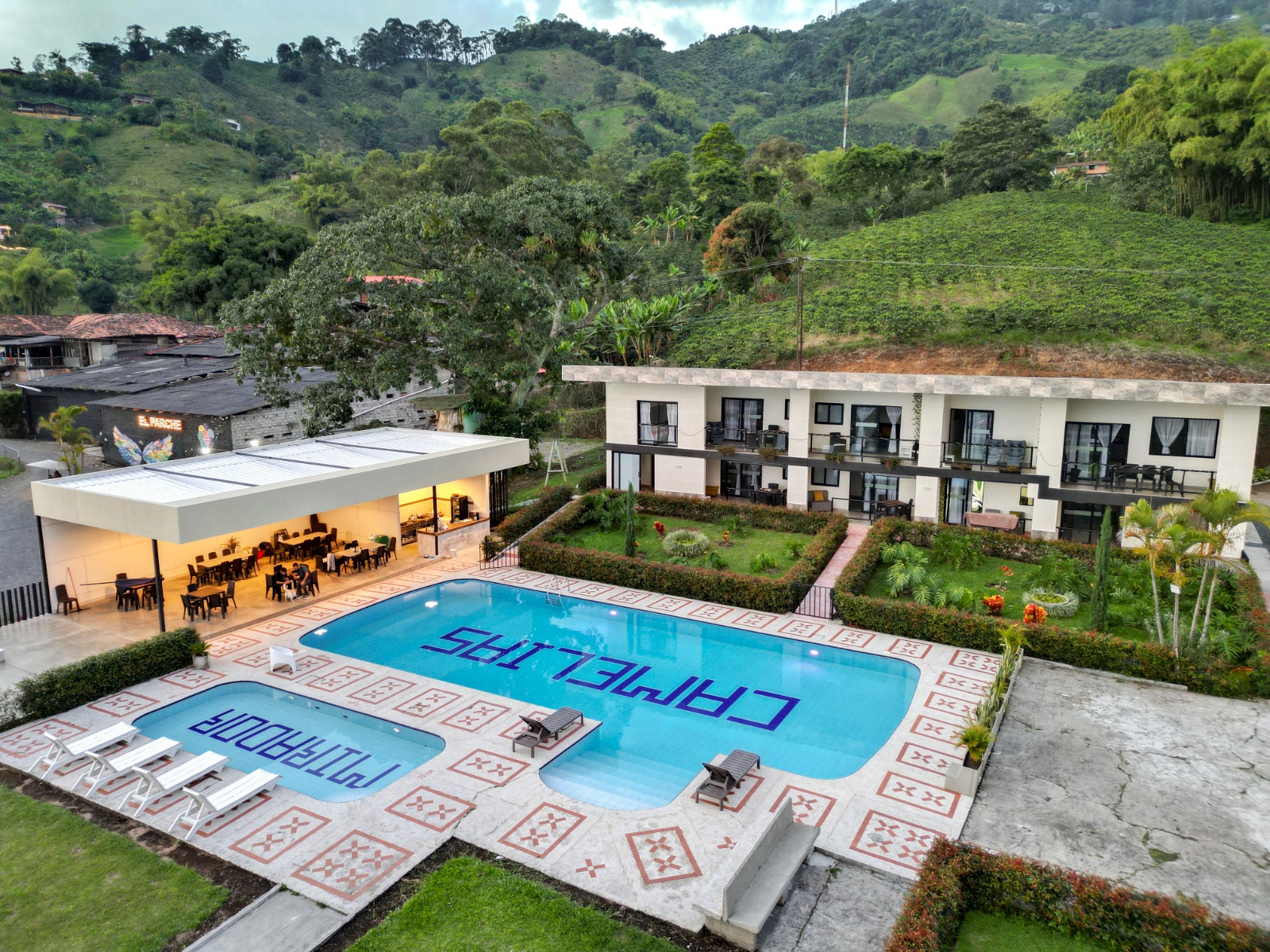 Best View Aparta Hotel