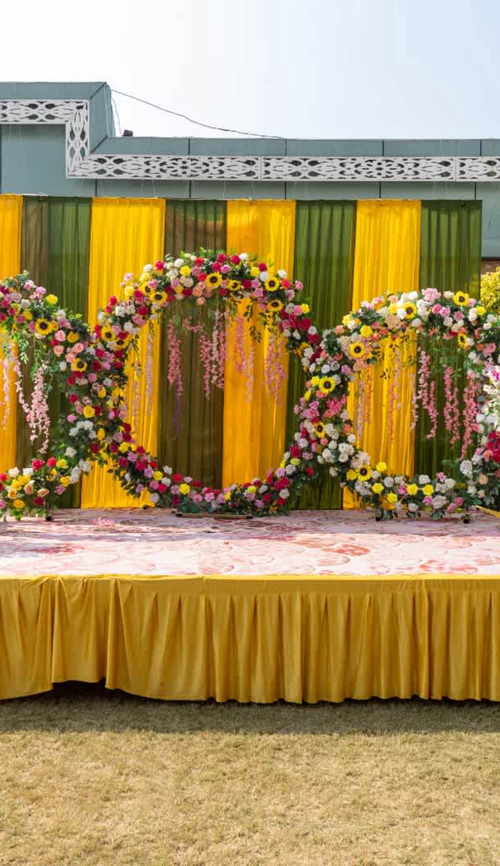 Royal Mansion Lawns & Resort